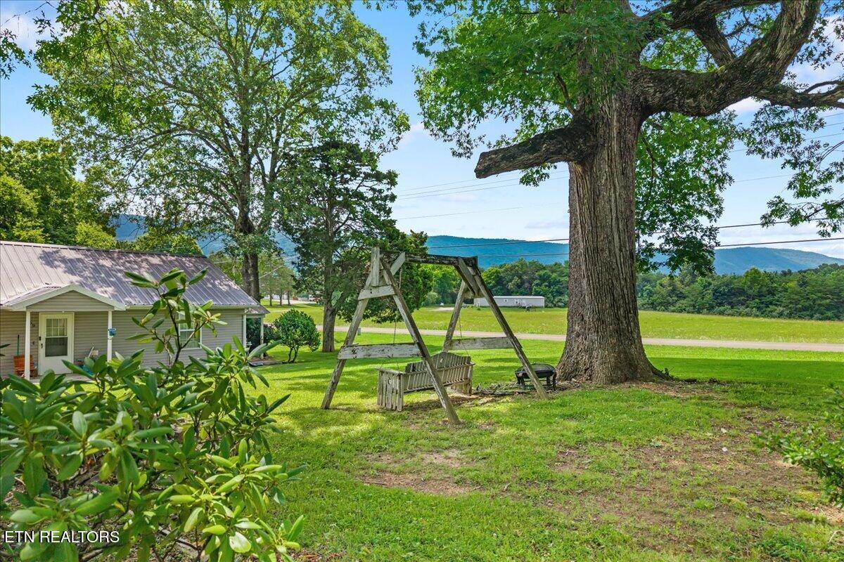 359 County Road 475 Etowah TN 37331