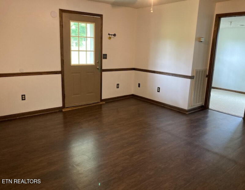 359 County Road 475 Etowah TN 37331
