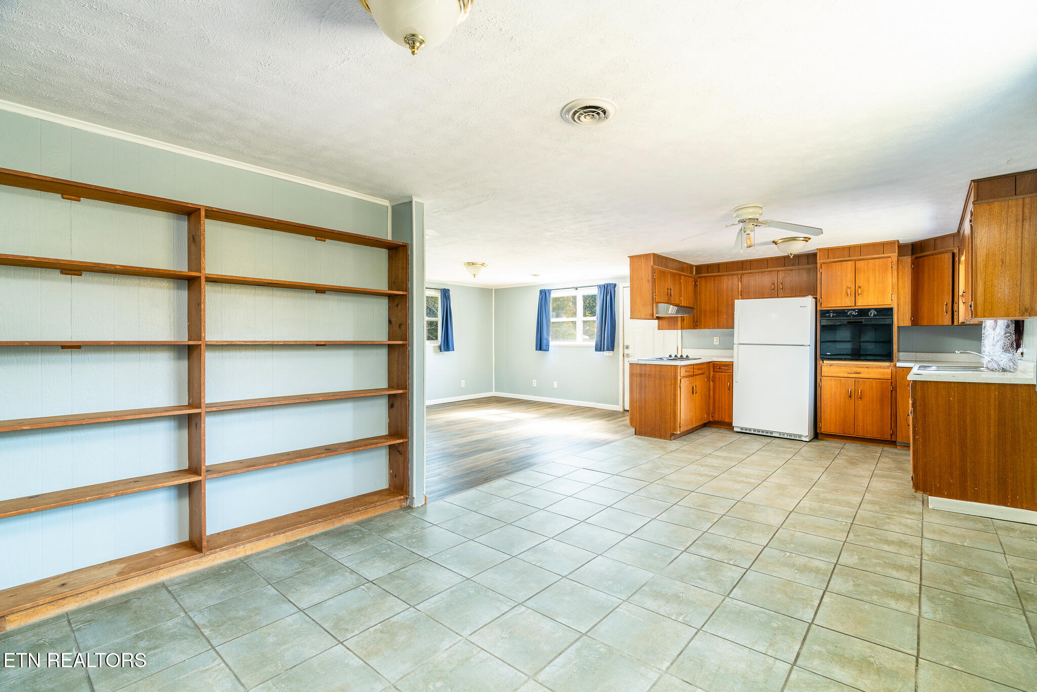 4516 NE Plummer Drive Knoxville TN 37918