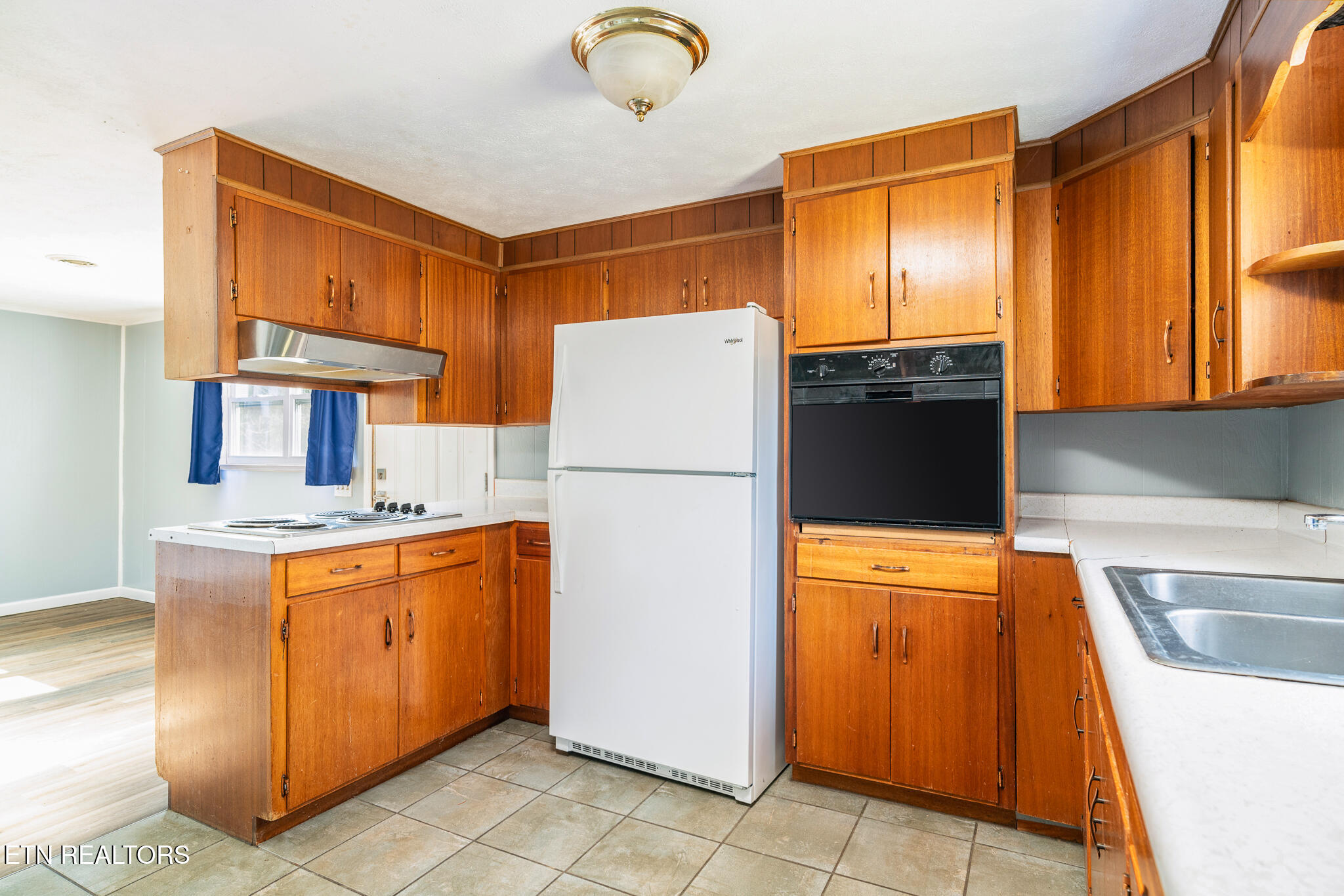 4516 NE Plummer Drive Knoxville TN 37918