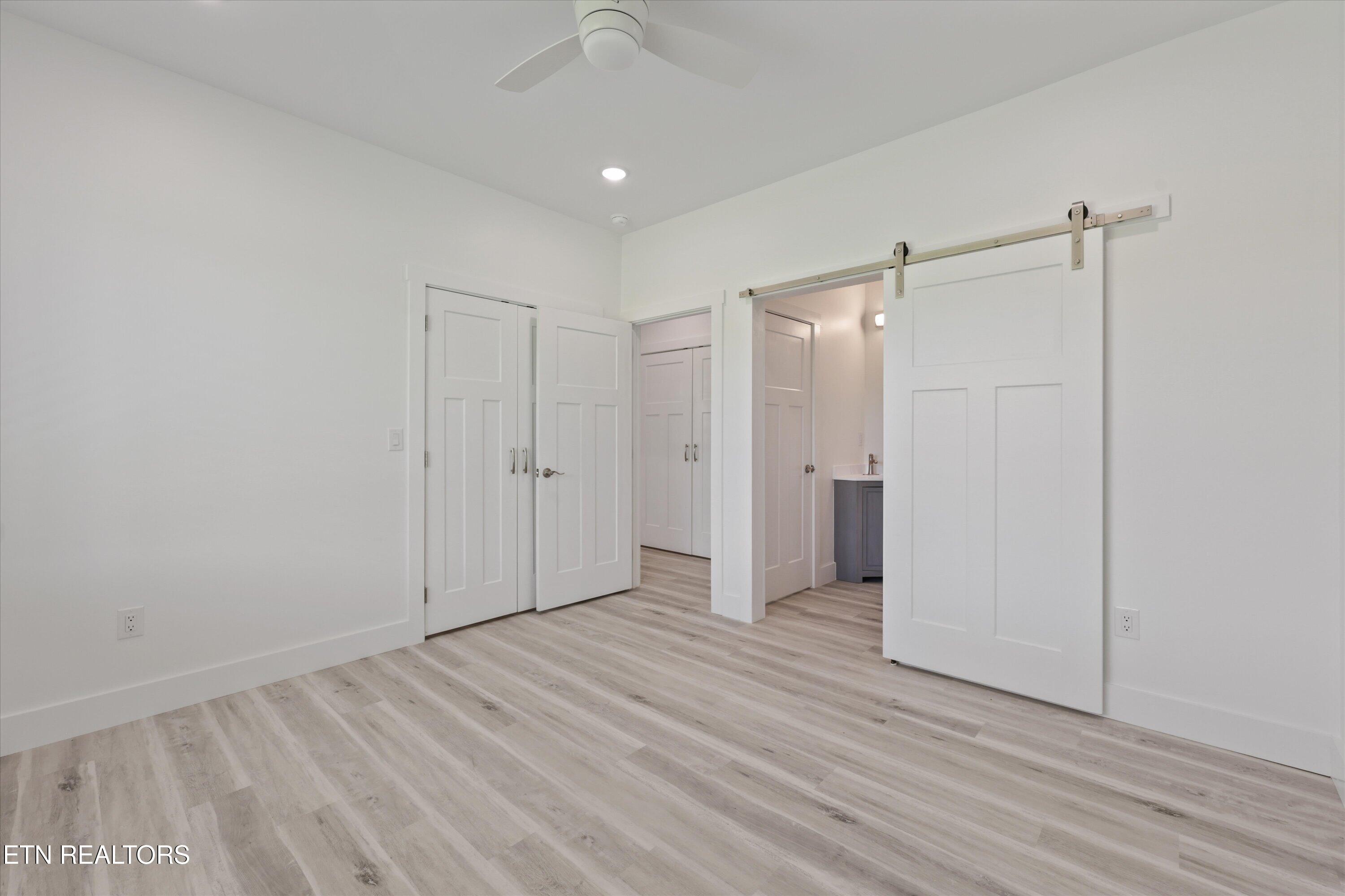 131 Burrville Road Sunbright TN 37872