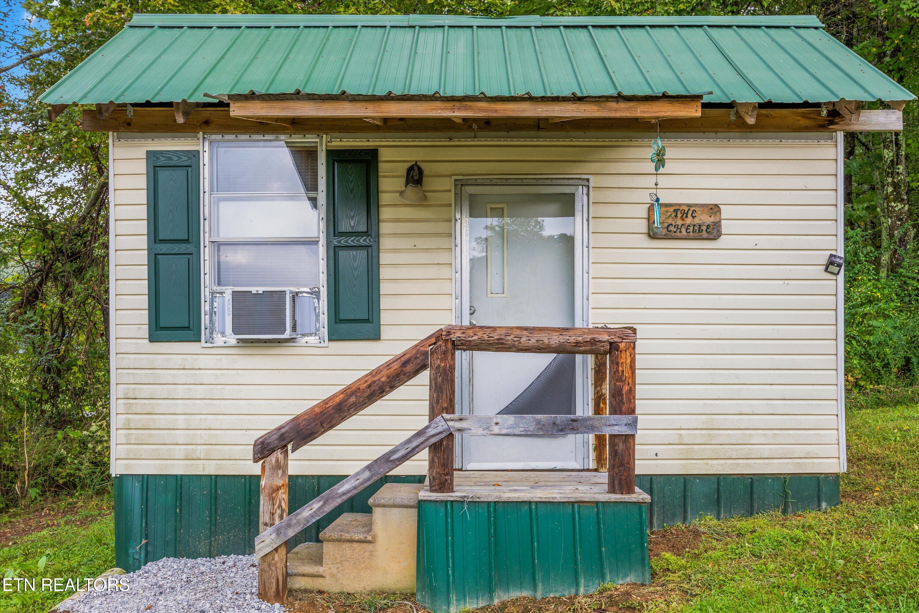 5704 Scott Highway Robbins TN 37852