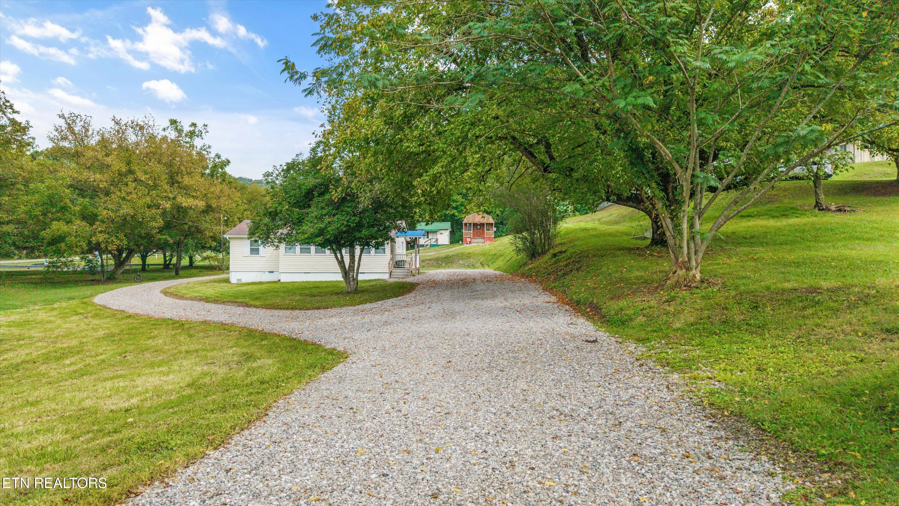5704 Scott Highway Robbins TN 37852