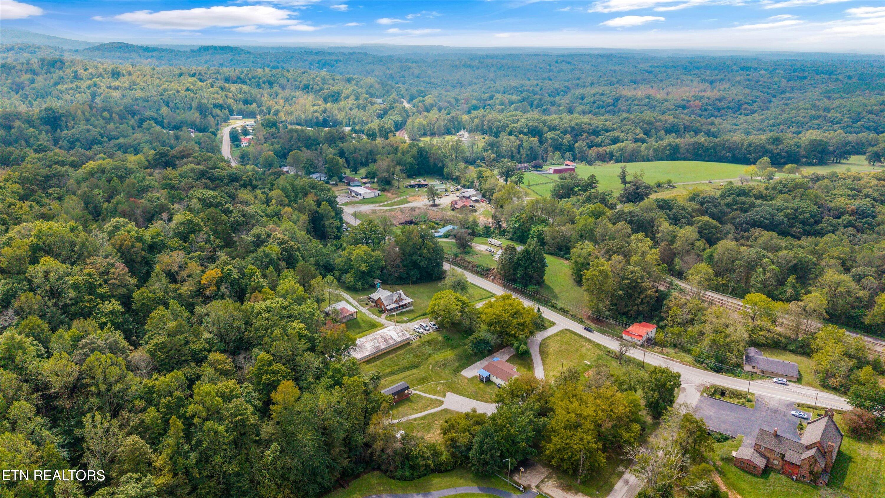 5704 Scott Highway Robbins TN 37852