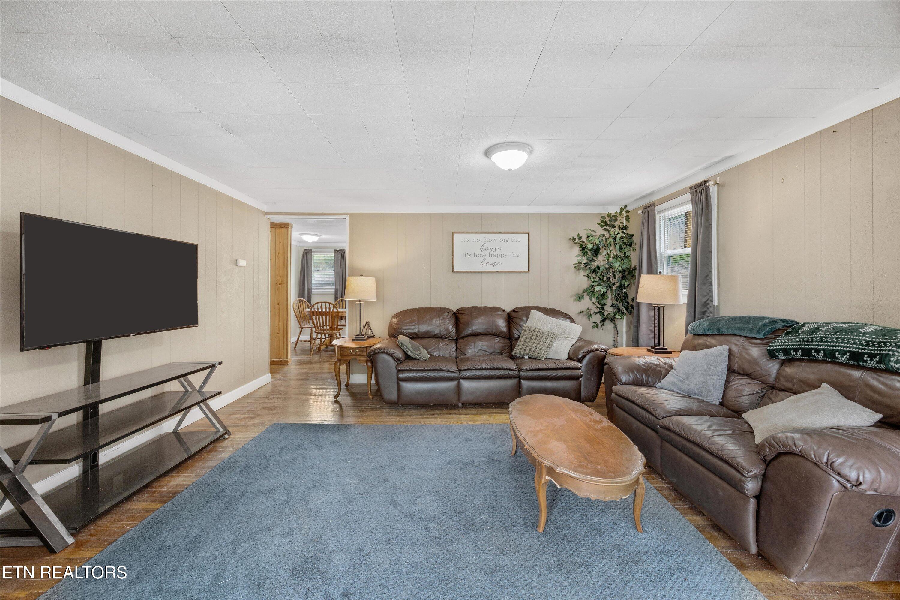 5704 Scott Highway Robbins TN 37852