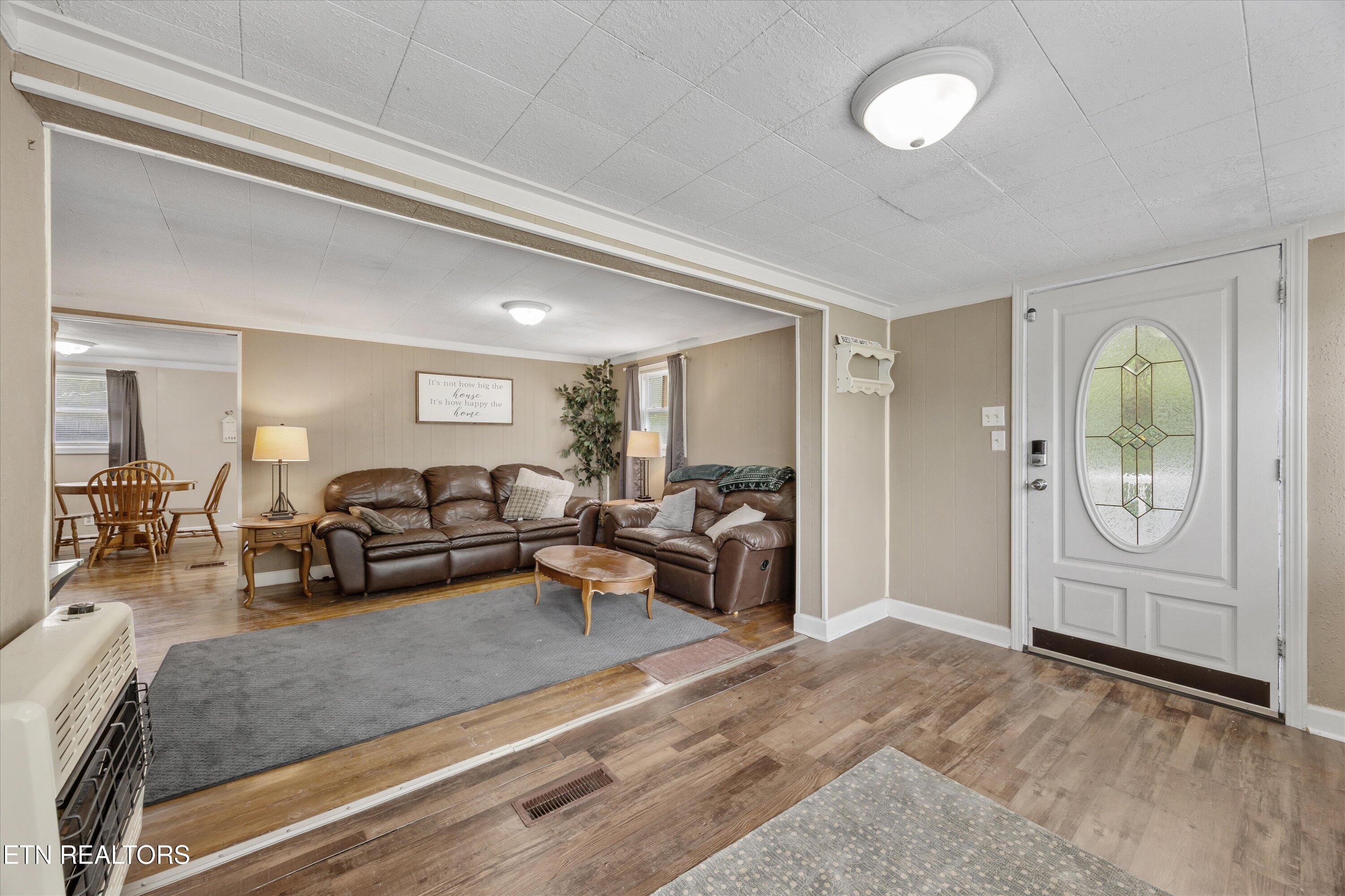5704 Scott Highway Robbins TN 37852