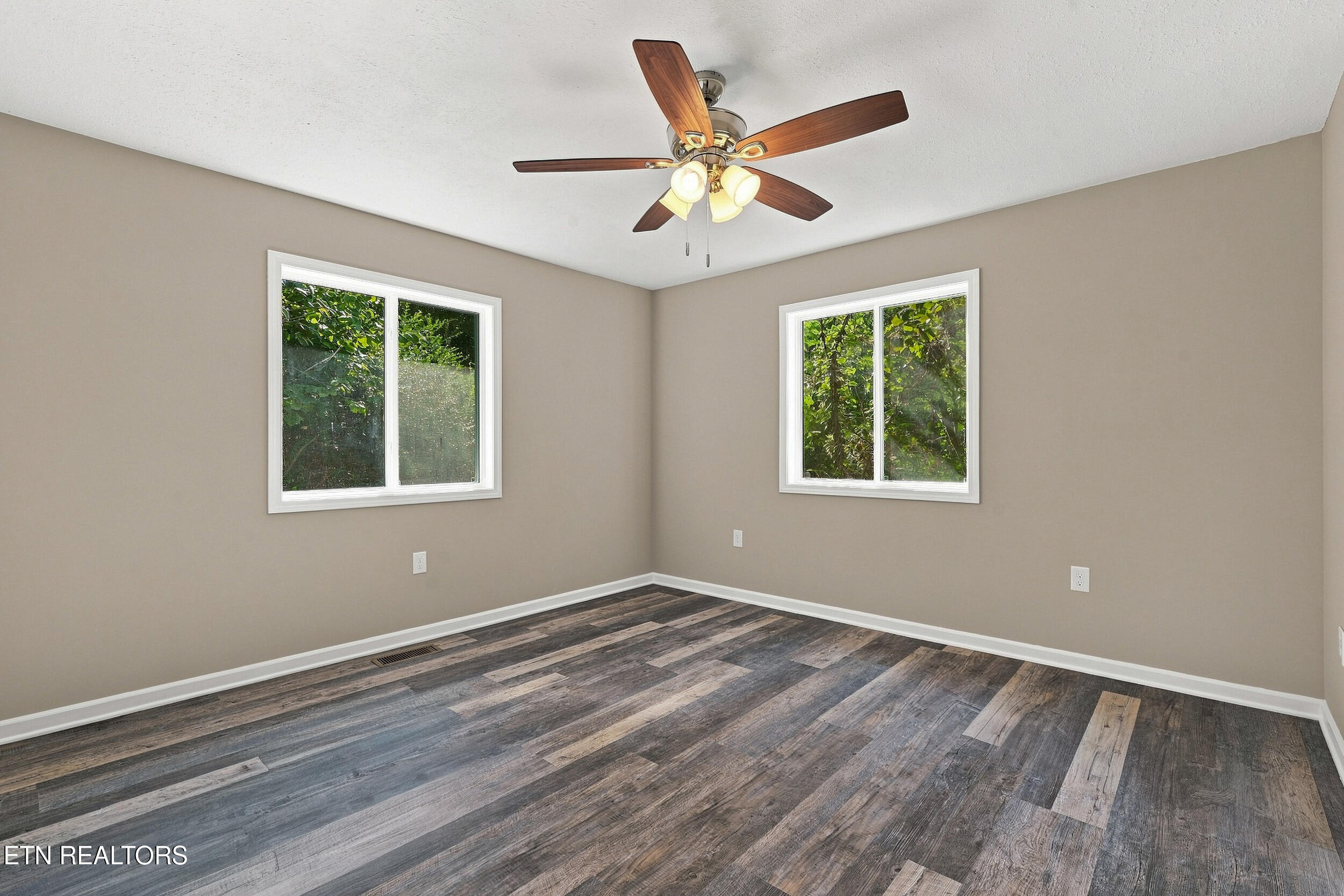 2519 Ridge Road Pigeon Forge TN 37863