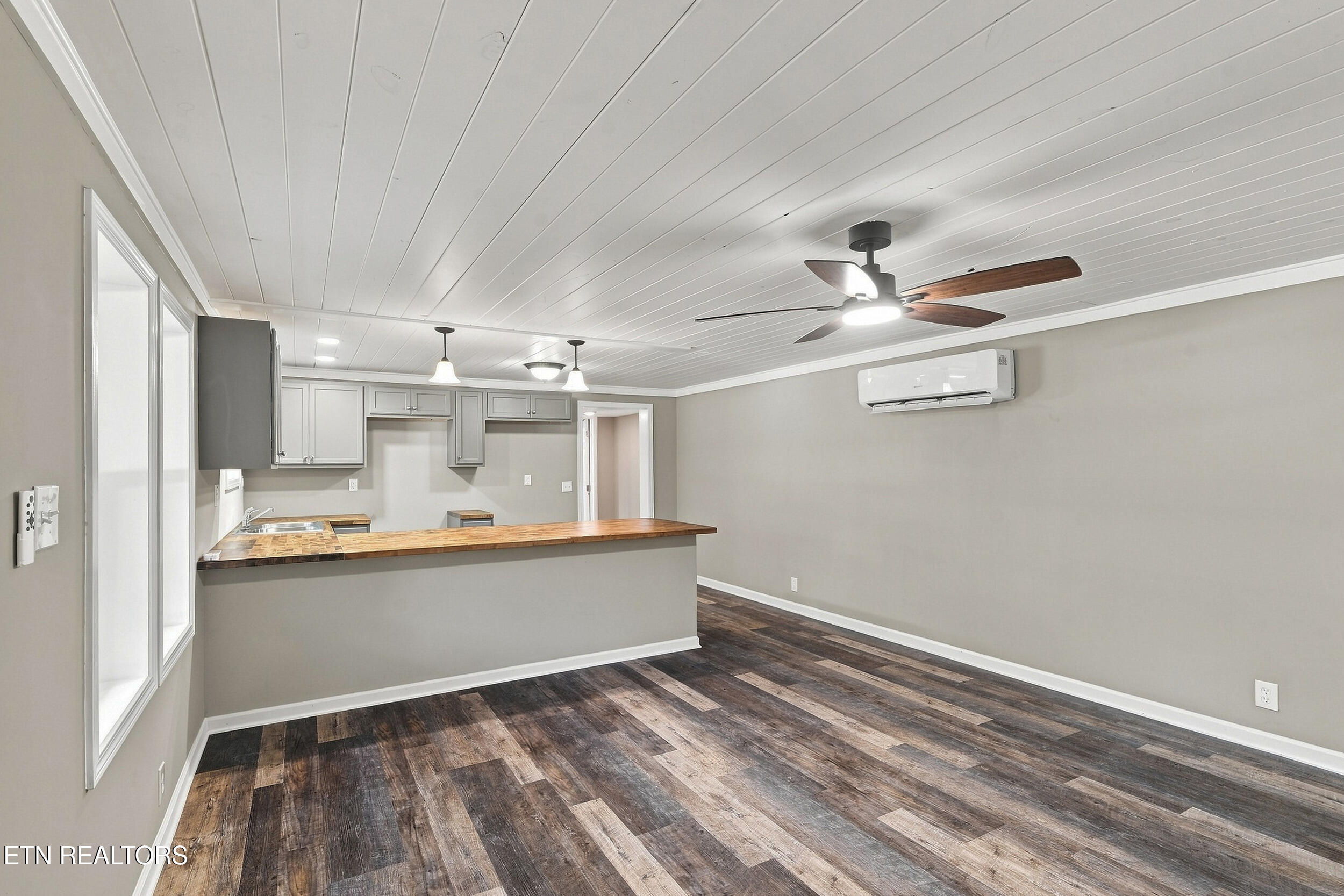 2519 Ridge Road Pigeon Forge TN 37863