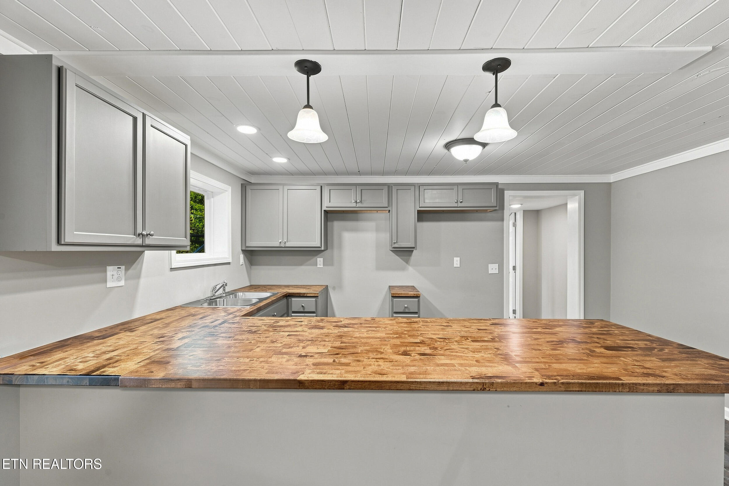 2519 Ridge Road Pigeon Forge TN 37863