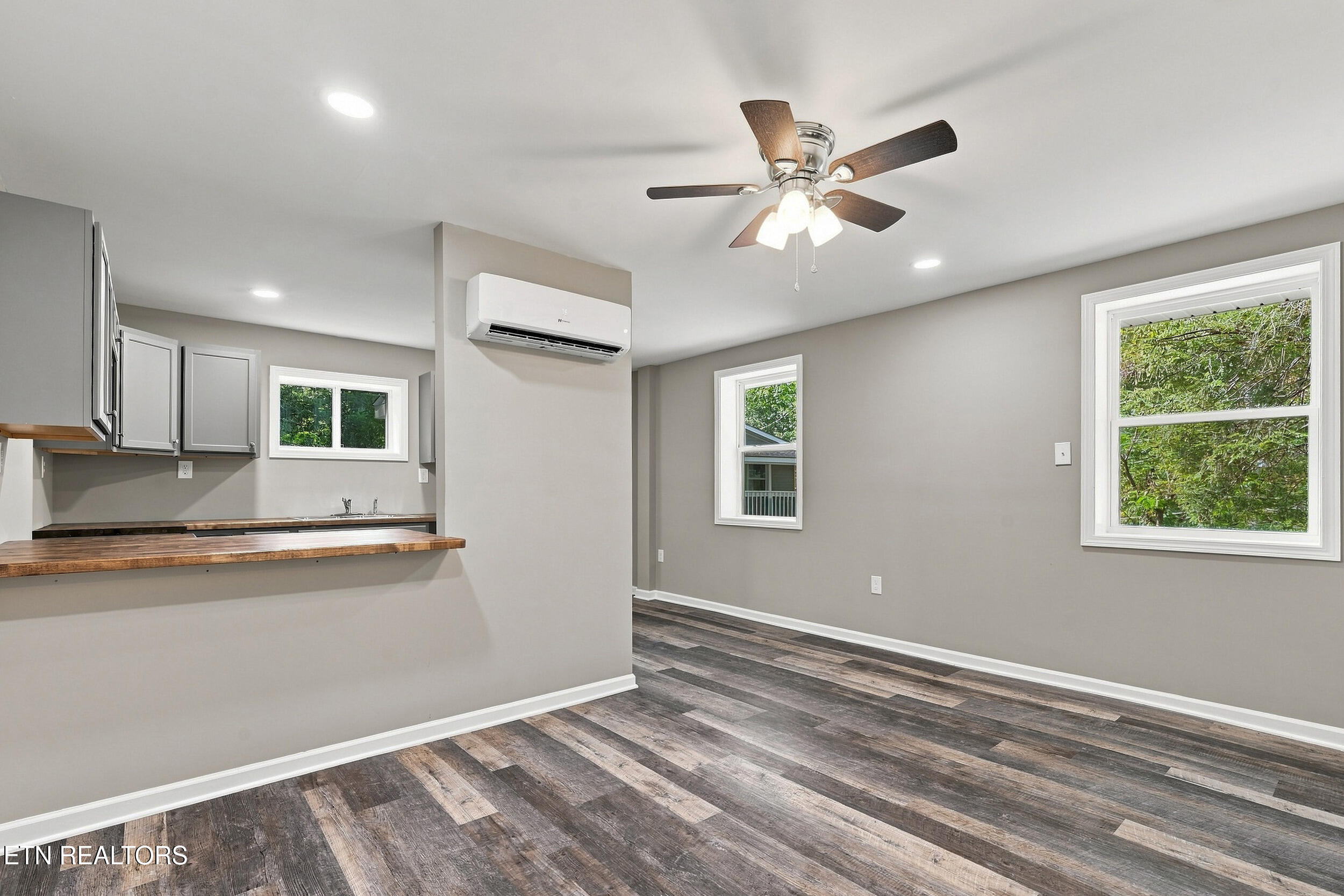 2519 Ridge Road Pigeon Forge TN 37863
