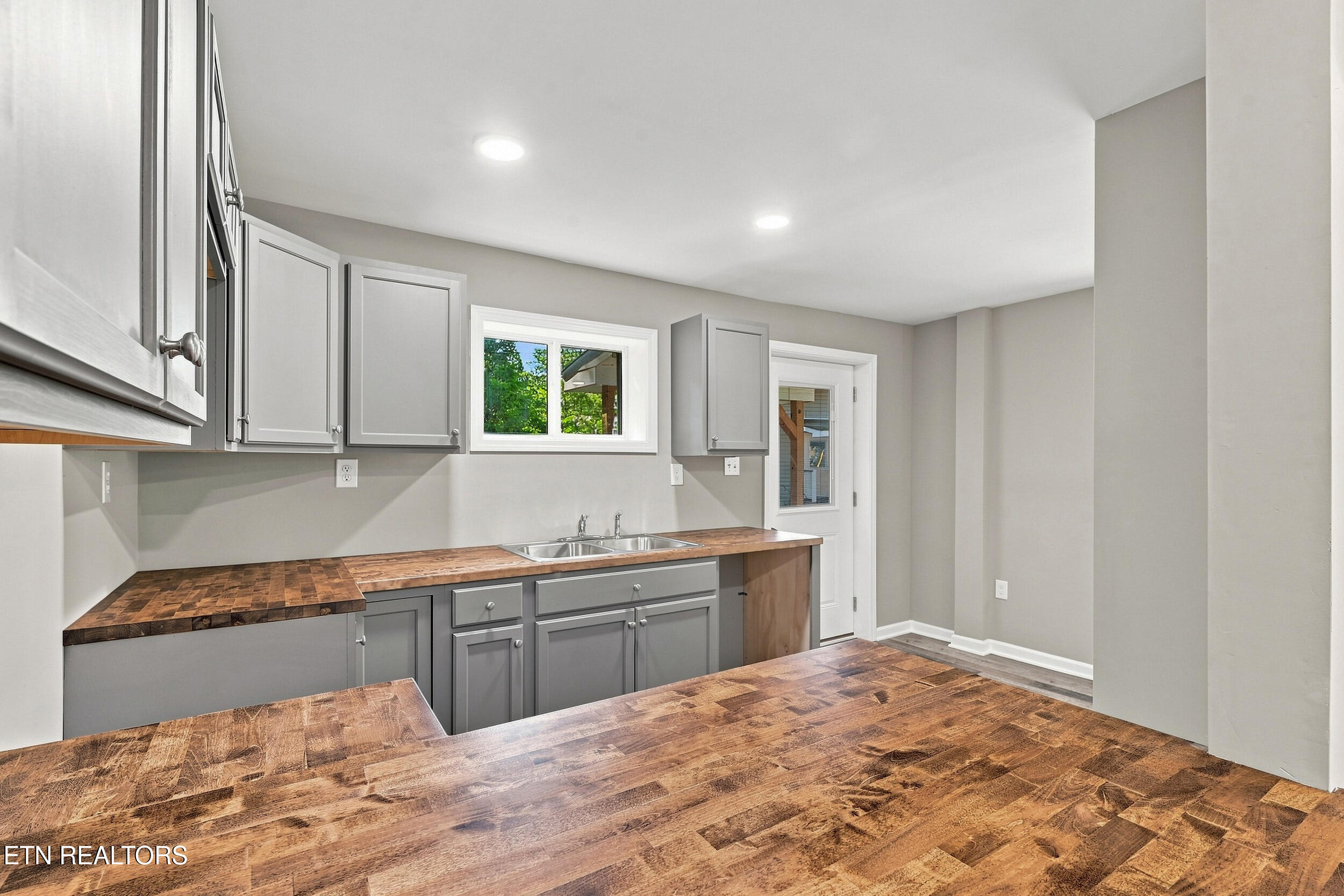 2519 Ridge Road Pigeon Forge TN 37863
