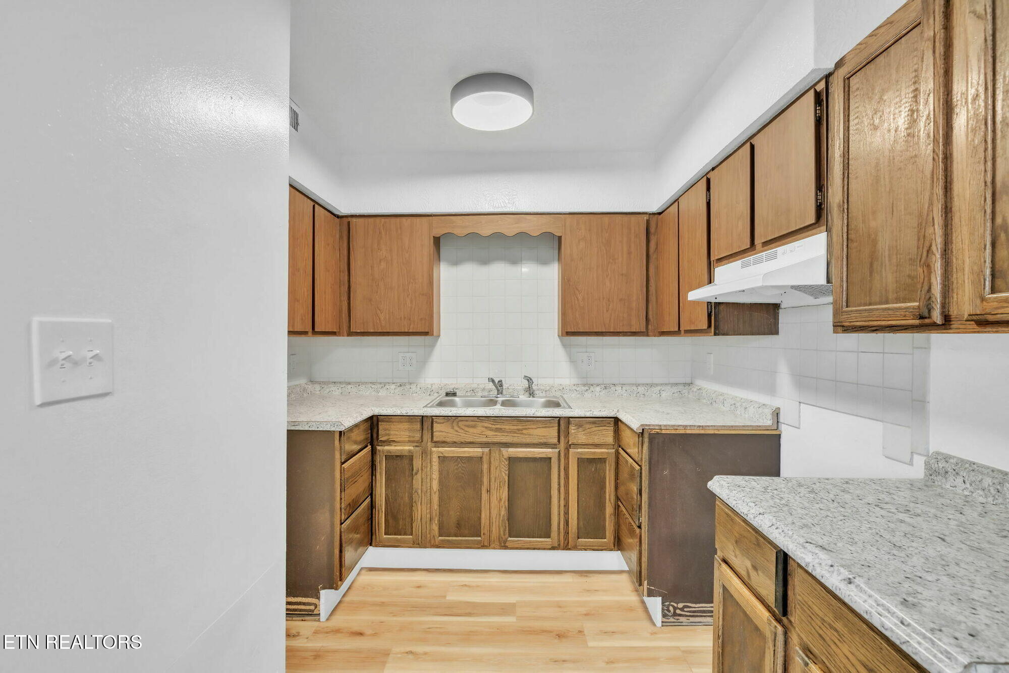 211 Elyria Drive Knoxville TN 37912
