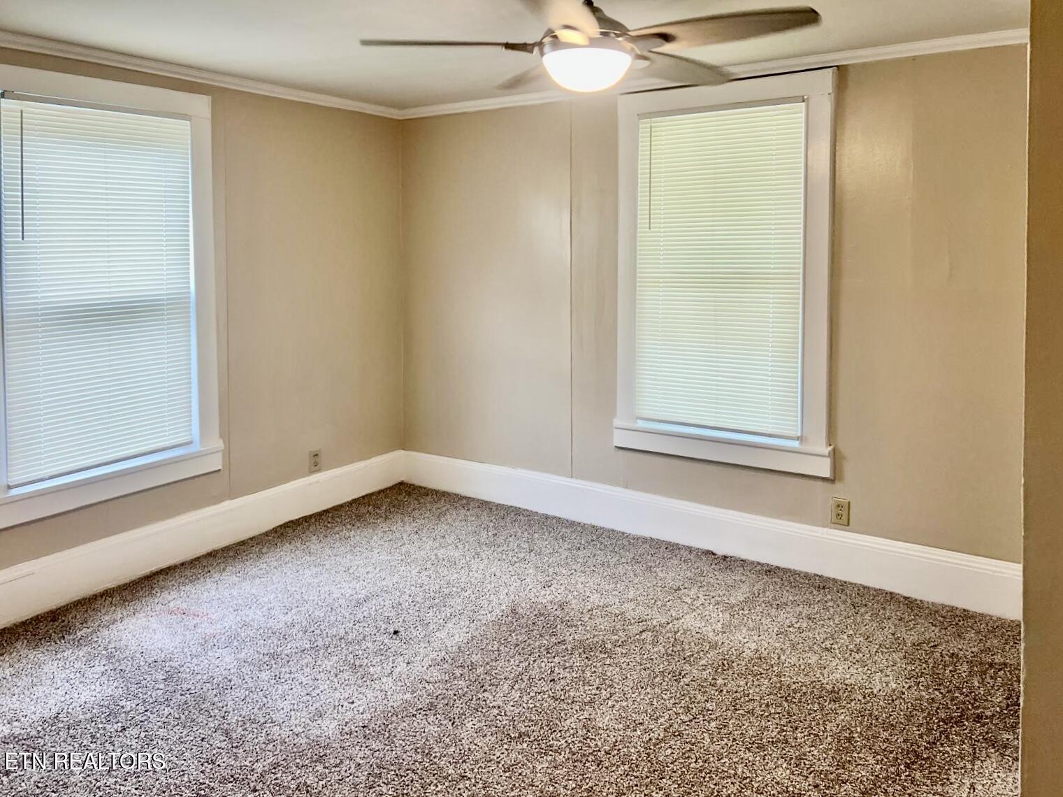 611 Glenoaks Drive Knoxville TN 37912