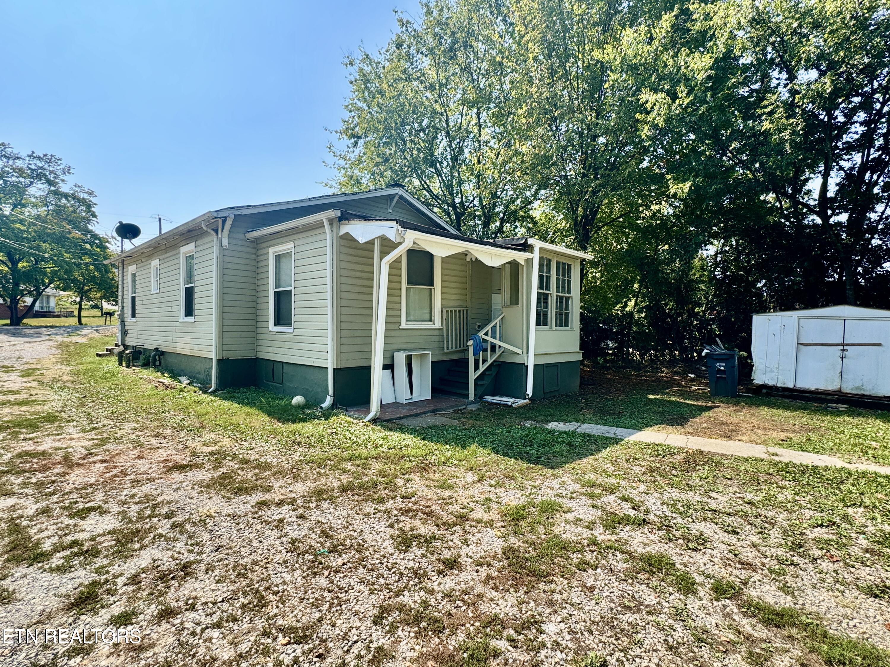 611 Glenoaks Drive Knoxville TN 37912