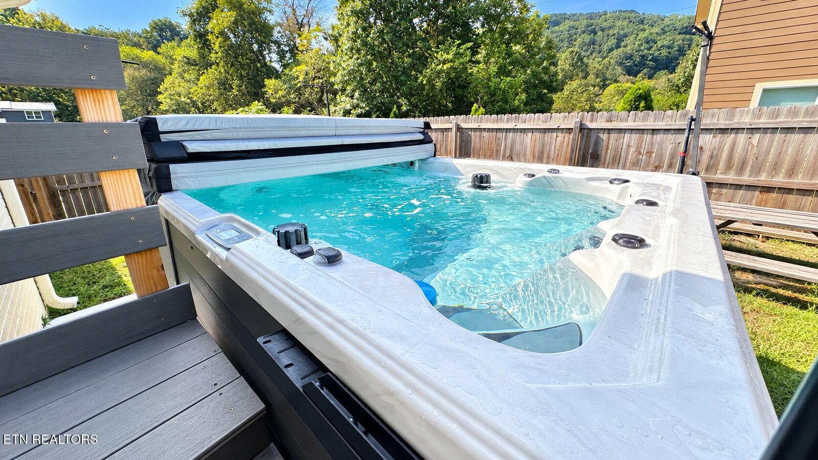 2680 High Valley Drive Pigeon Forge TN 37863
