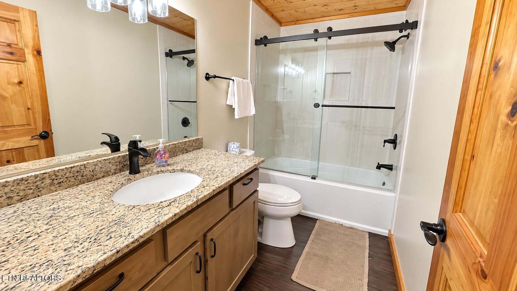 2680 High Valley Drive Pigeon Forge TN 37863