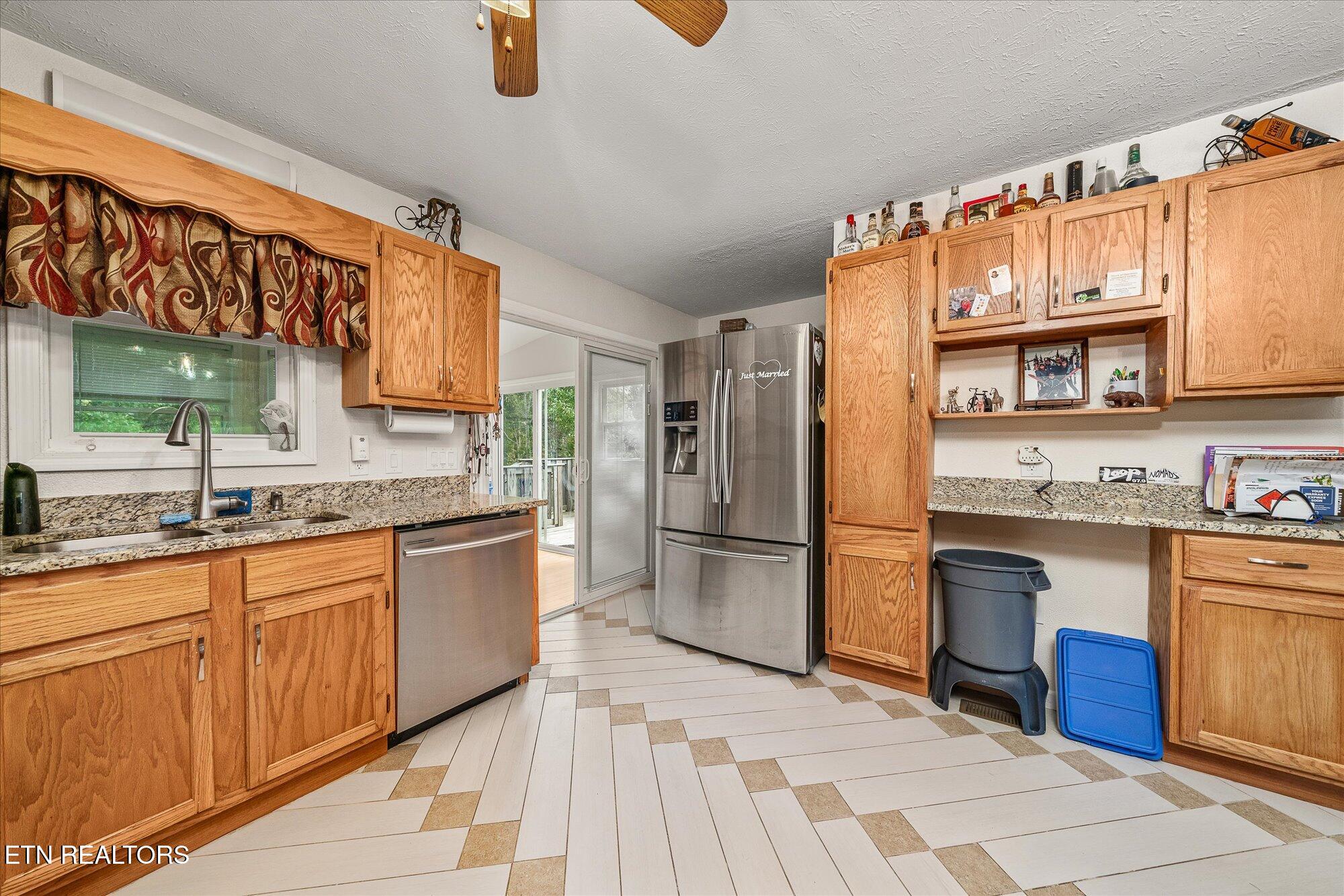 207 Hayes Road Crossville TN 38555