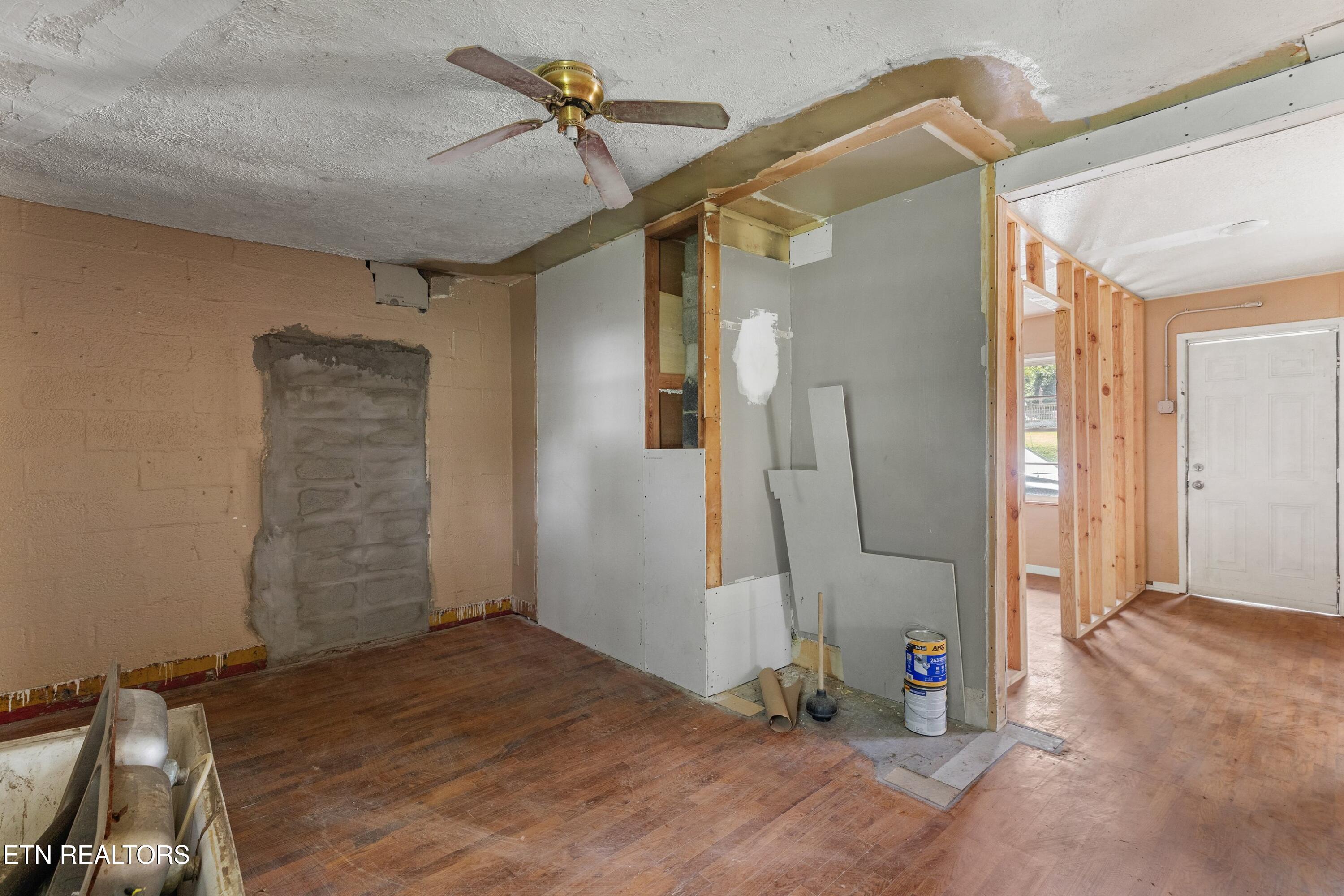 6563 E Andrew Johnson Highway Whitesburg TN 37891