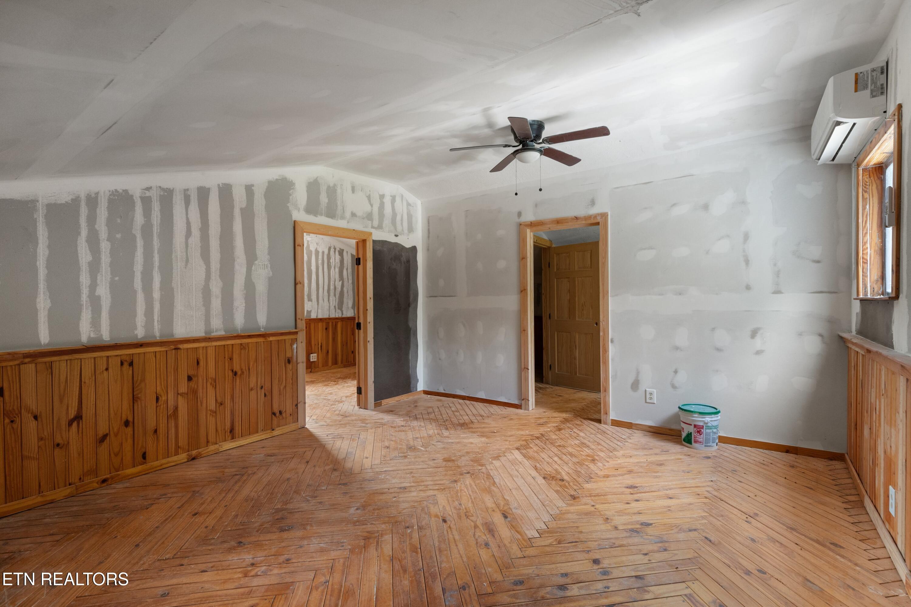 6563 E Andrew Johnson Highway Whitesburg TN 37891