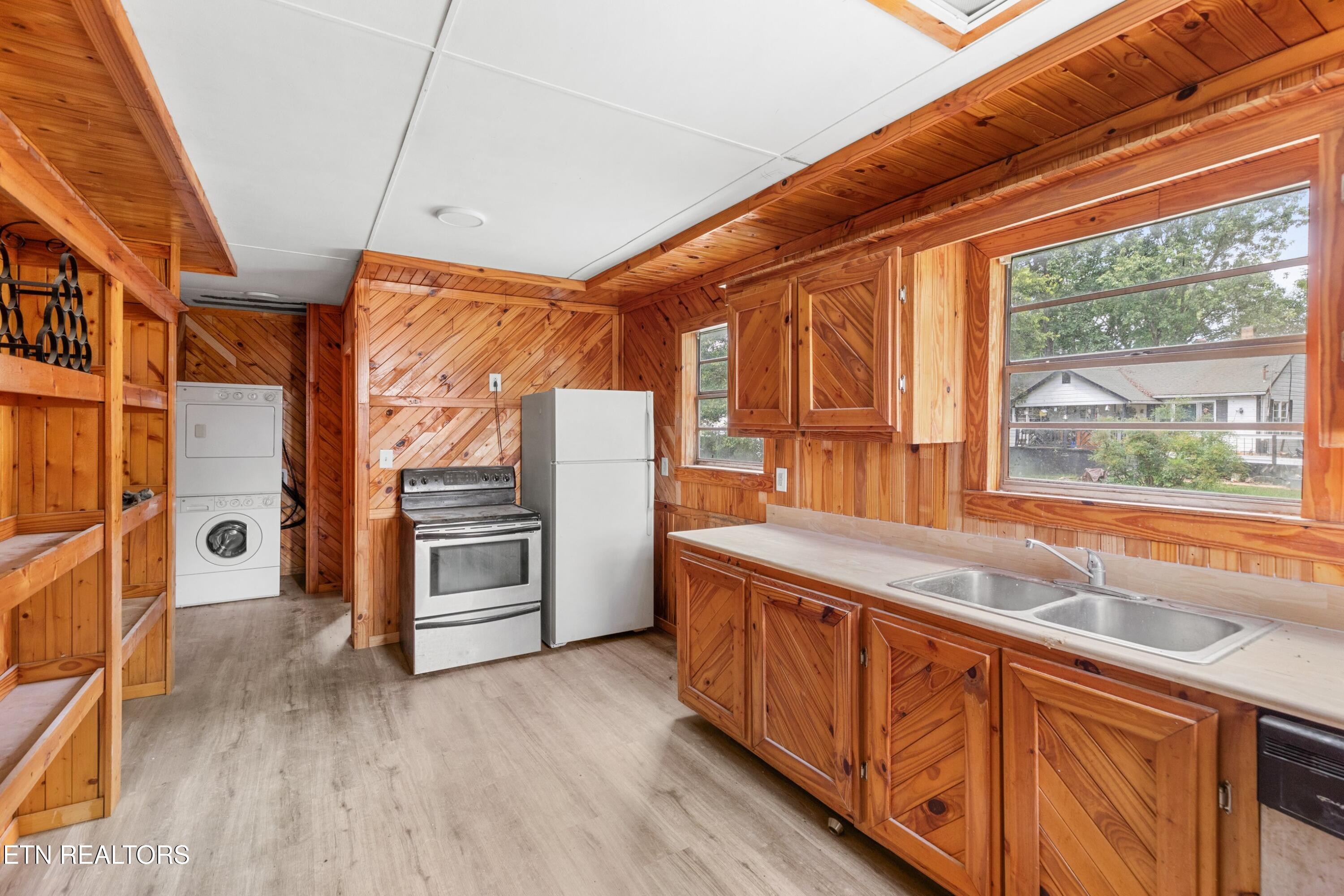 6563 E Andrew Johnson Highway Whitesburg TN 37891