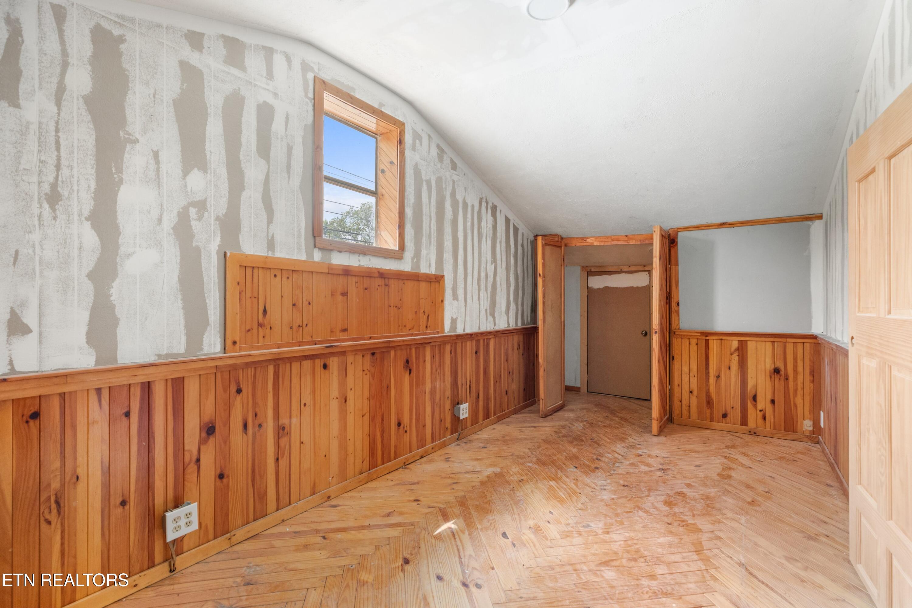 6563 E Andrew Johnson Highway Whitesburg TN 37891