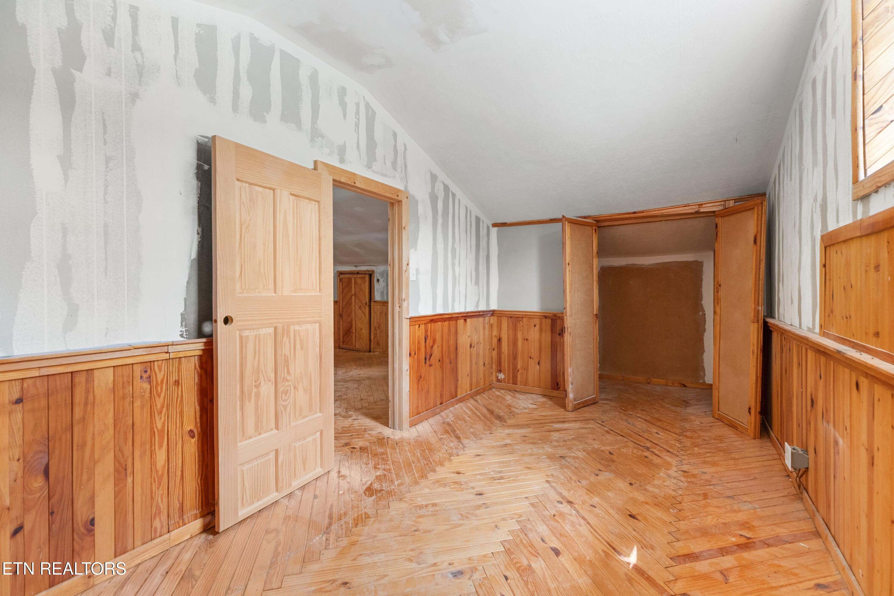 6563 E Andrew Johnson Highway Whitesburg TN 37891