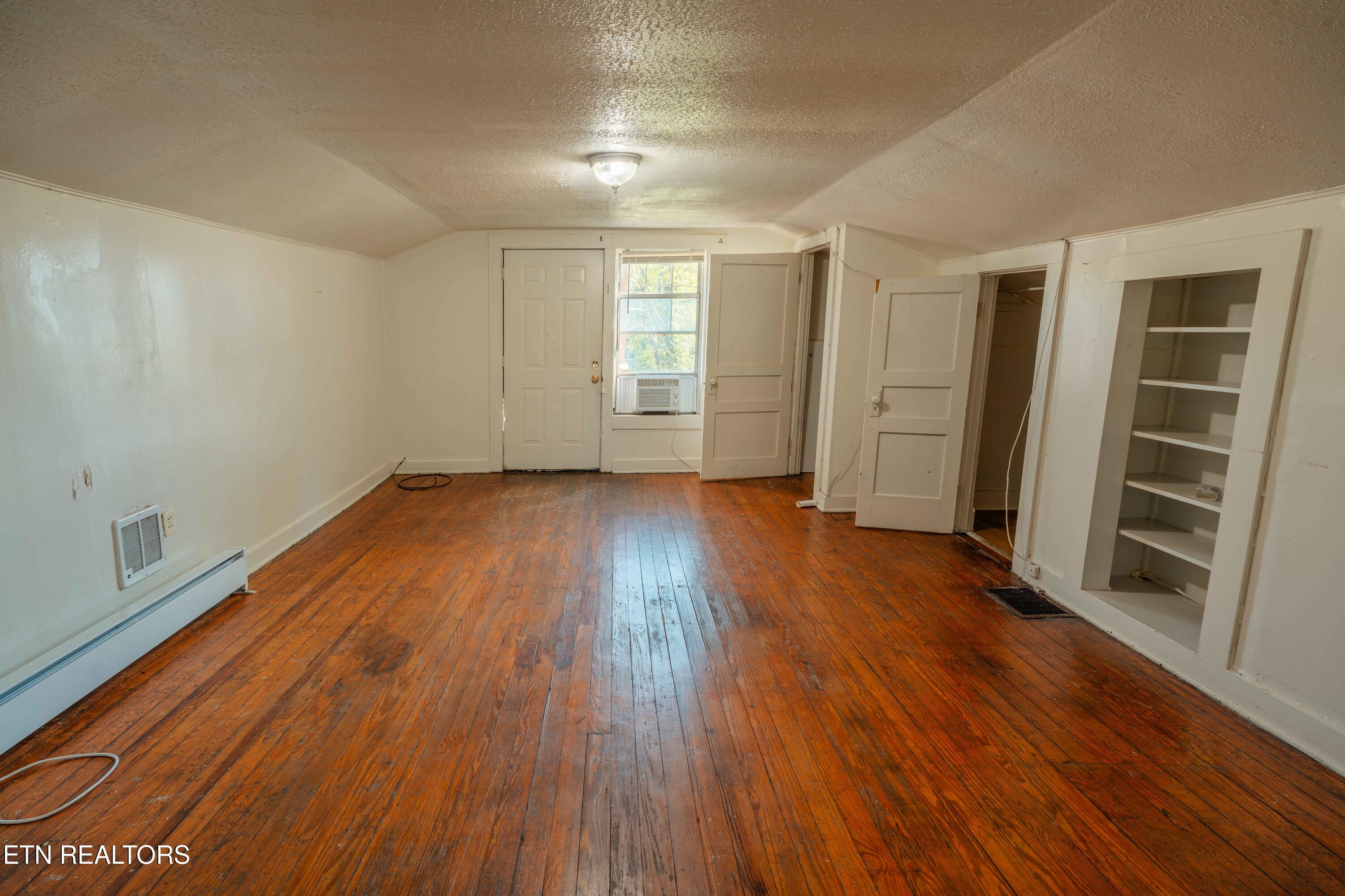 2430 Parkview Avenue Knoxville TN 37917