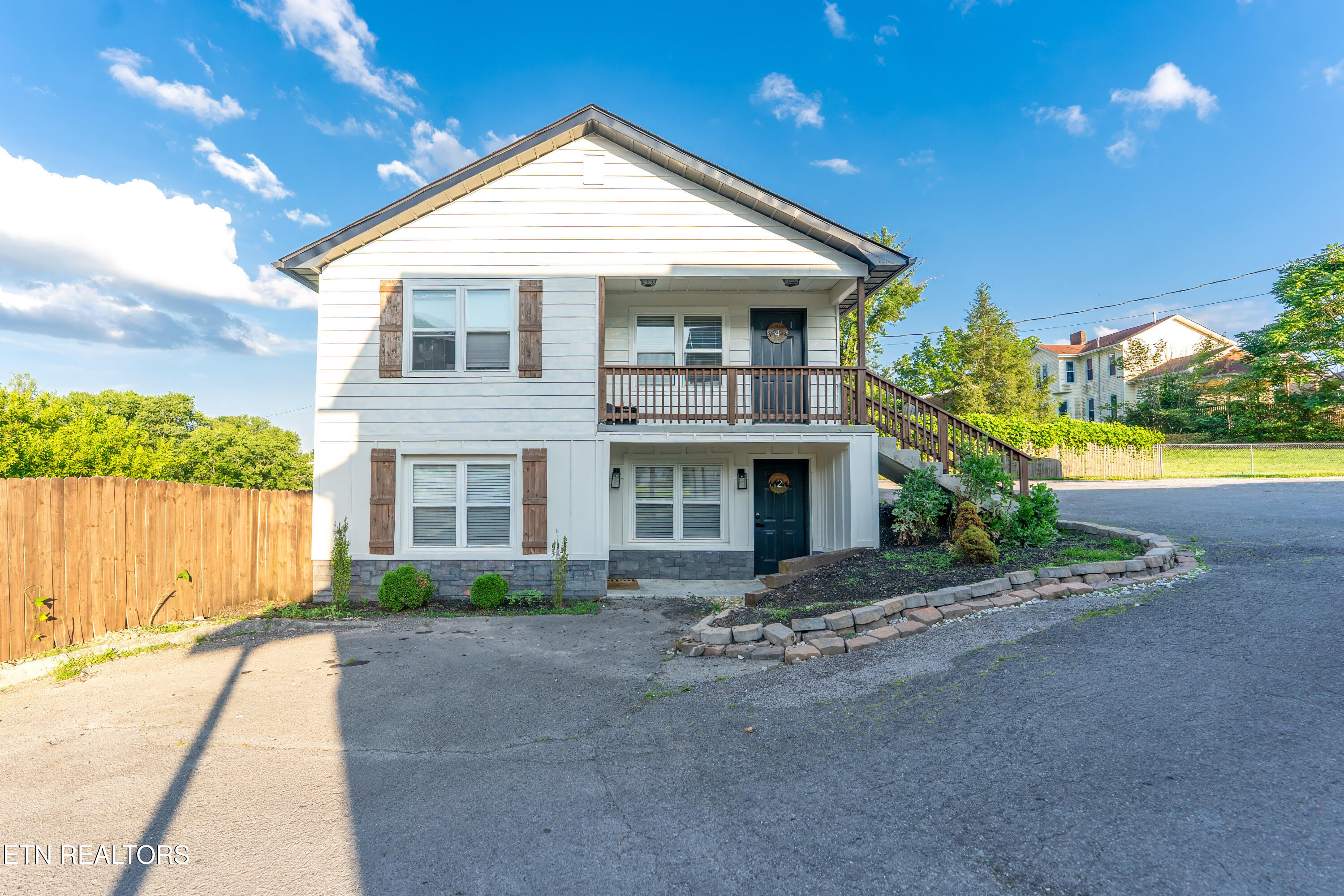 508 E Central Avenue Lafollette TN 37766