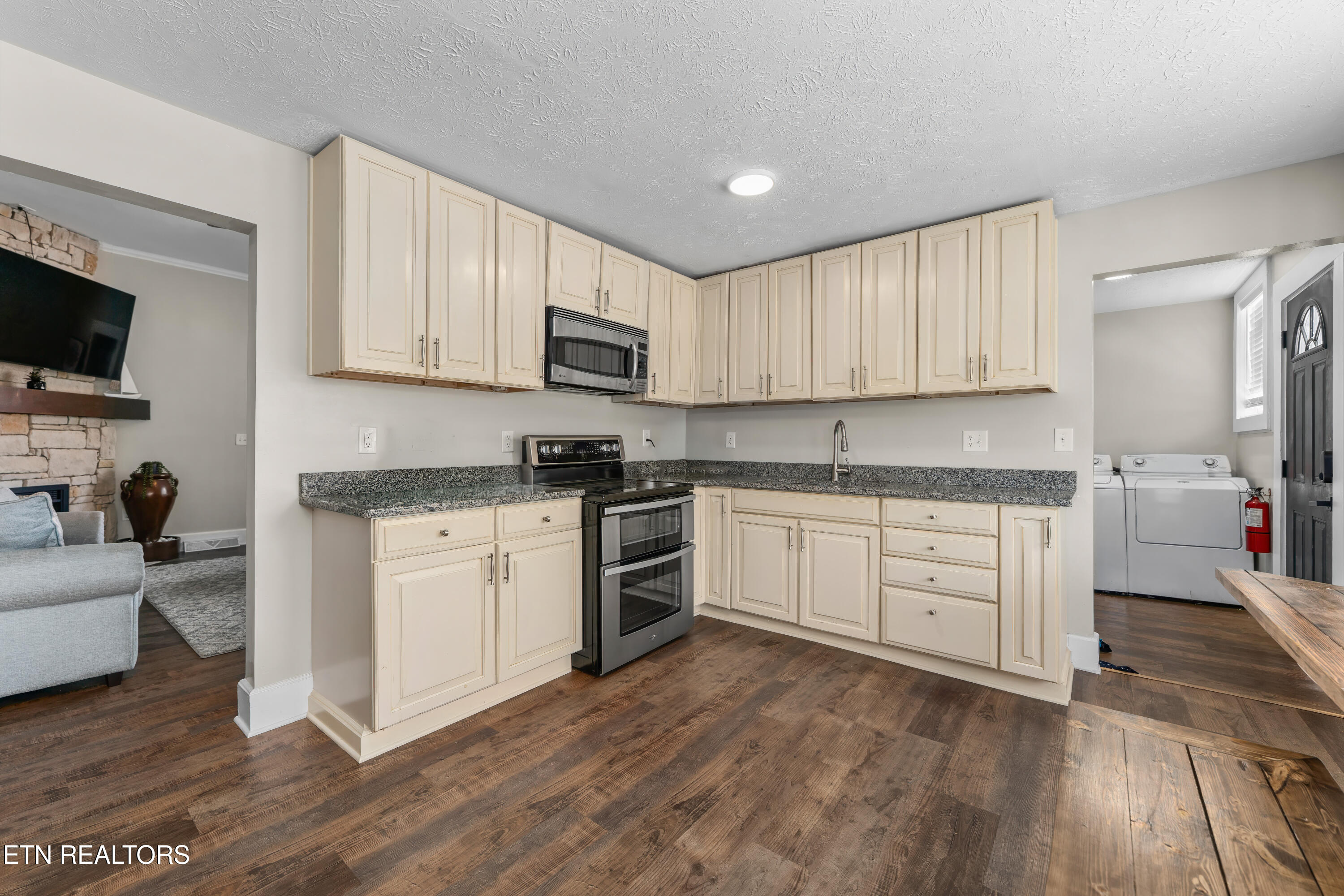 508 E Central Avenue Lafollette TN 37766