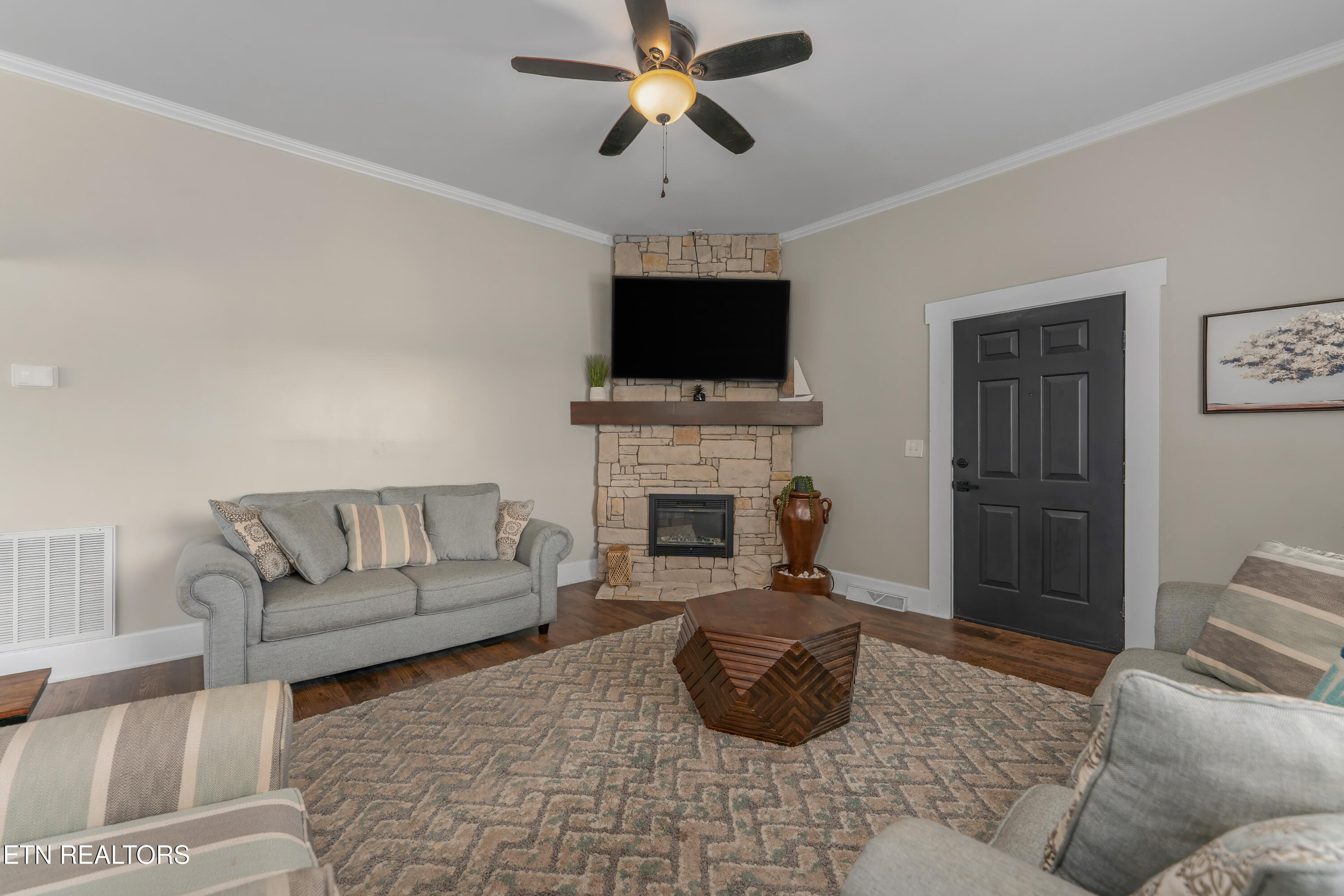 508 E Central Avenue Lafollette TN 37766