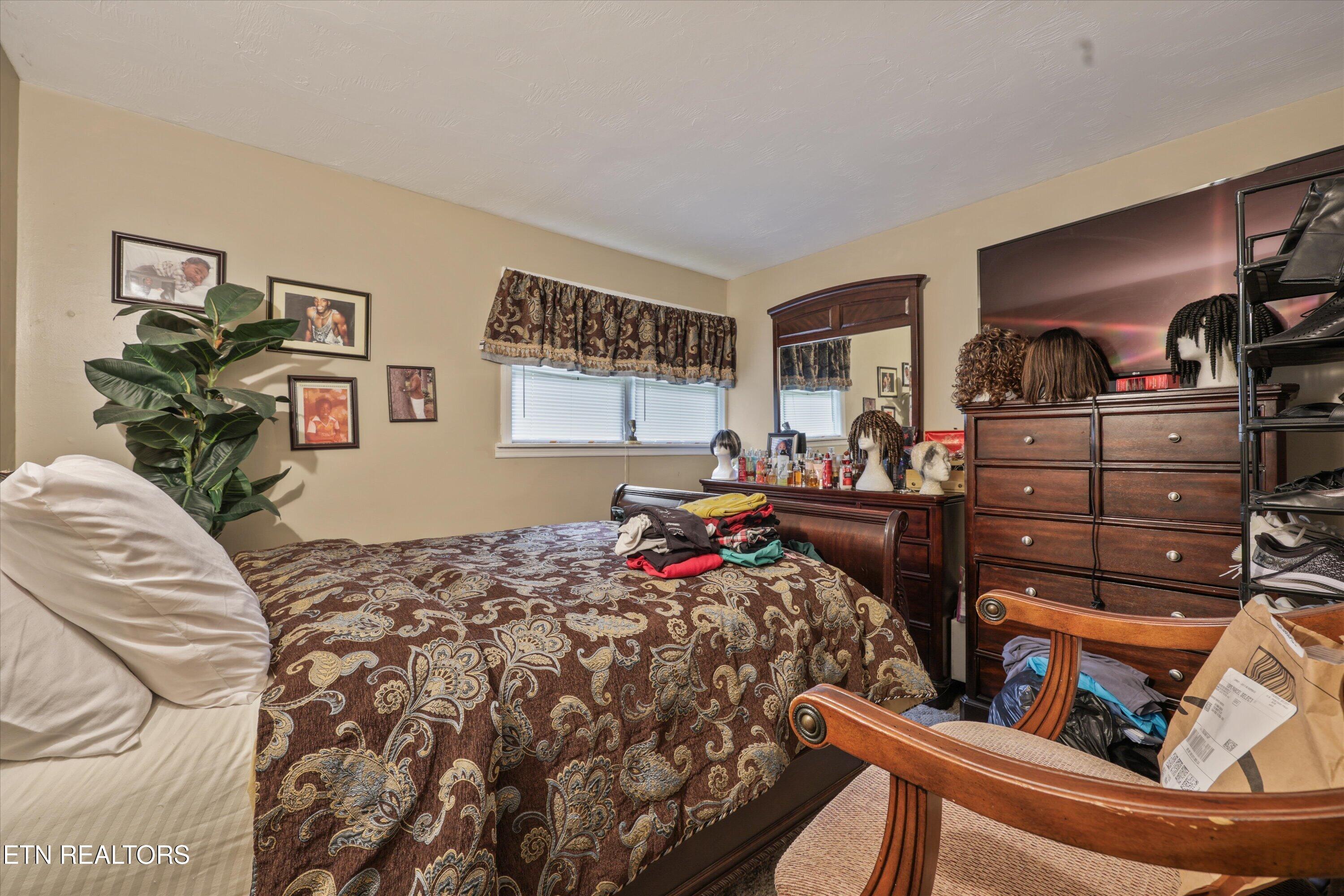 148 Maryville Circle Oak Ridge TN 37830