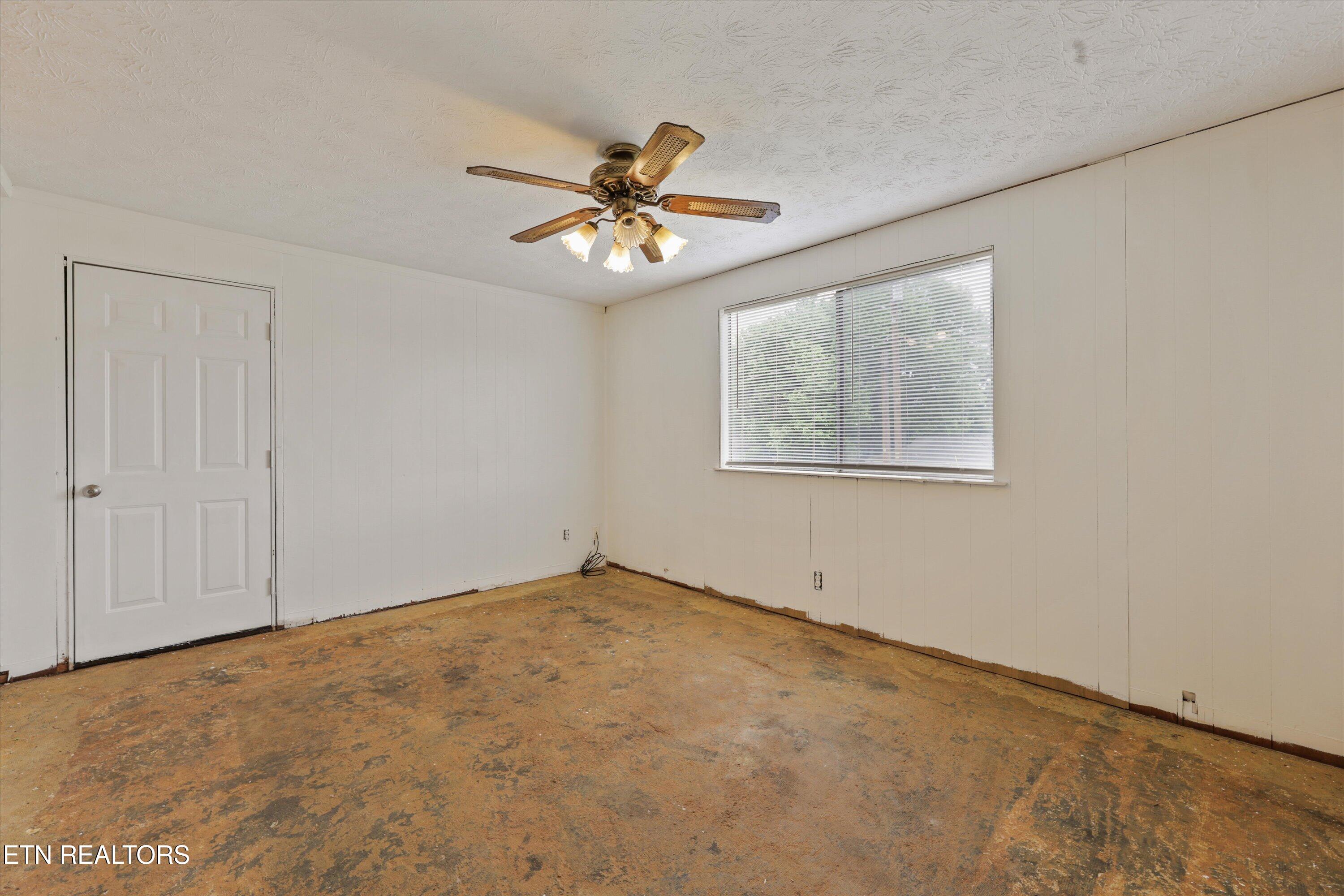 148 Maryville Circle Oak Ridge TN 37830
