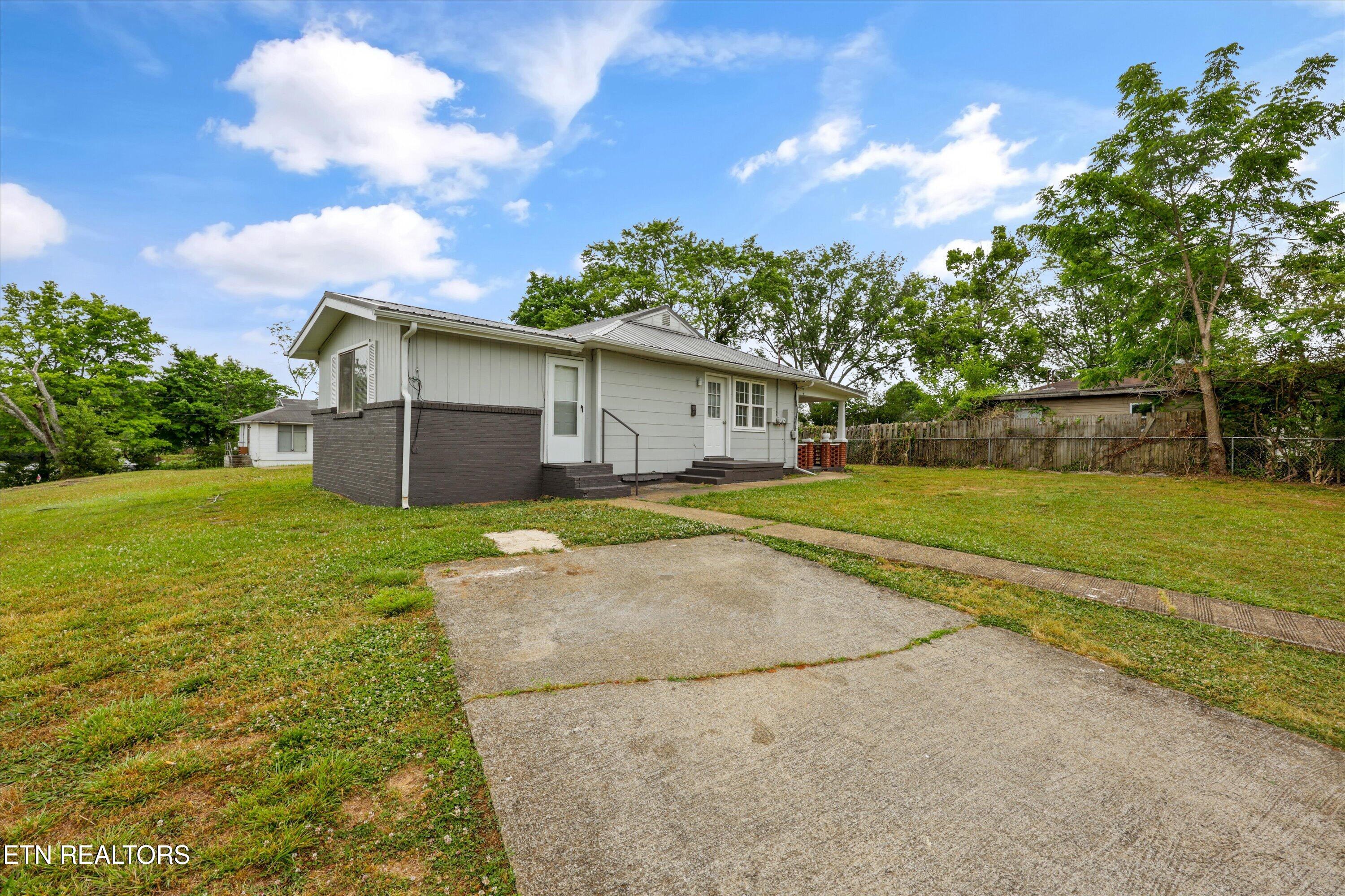 148 Maryville Circle Oak Ridge TN 37830