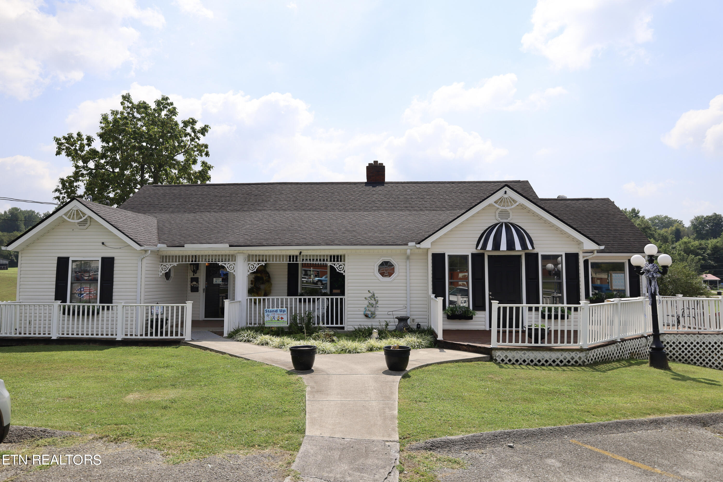 115 Main Street Jacksboro TN 37757