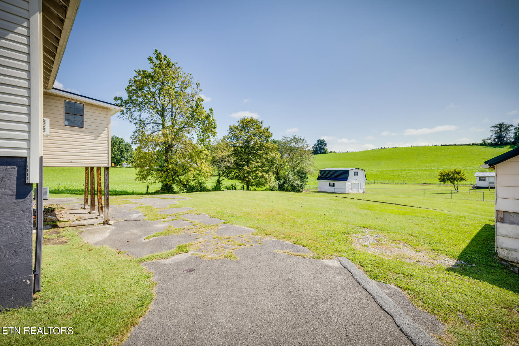 115 Main Street Jacksboro TN 37757