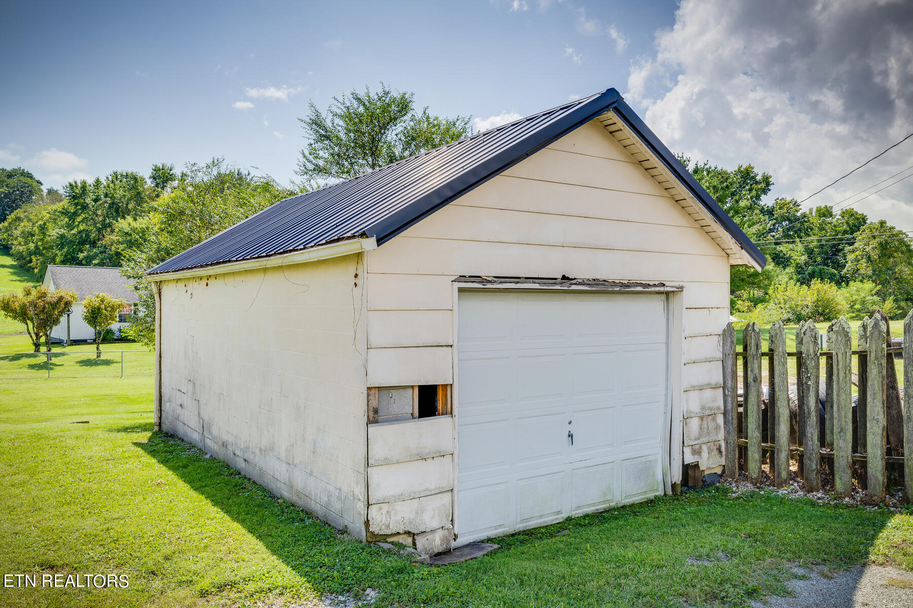 115 Main Street Jacksboro TN 37757