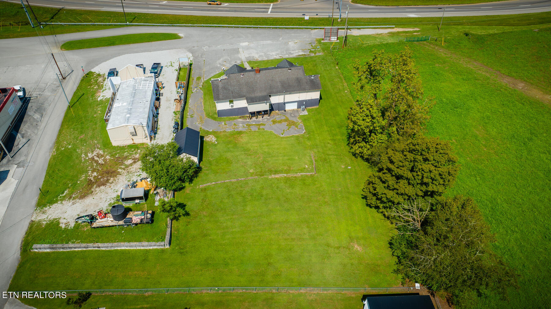 115 Main Street Jacksboro TN 37757