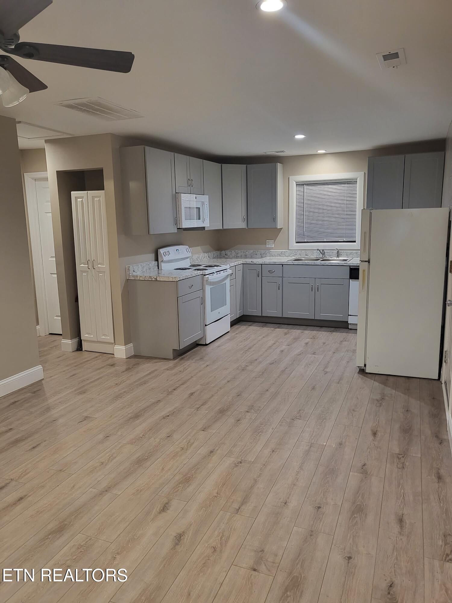 101-103 Walsh Lane Oak Ridge TN 37830
