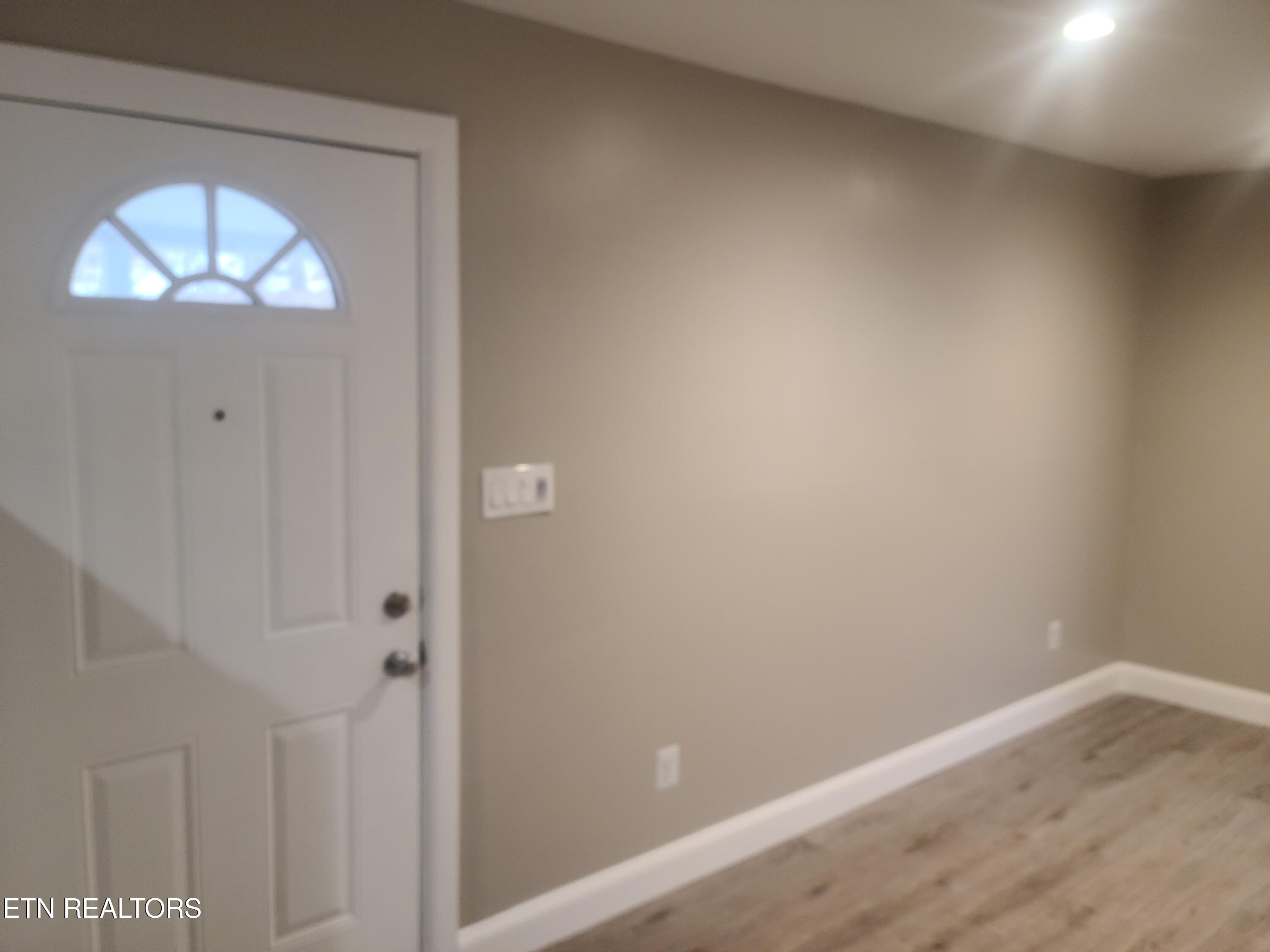101-103 Walsh Lane Oak Ridge TN 37830