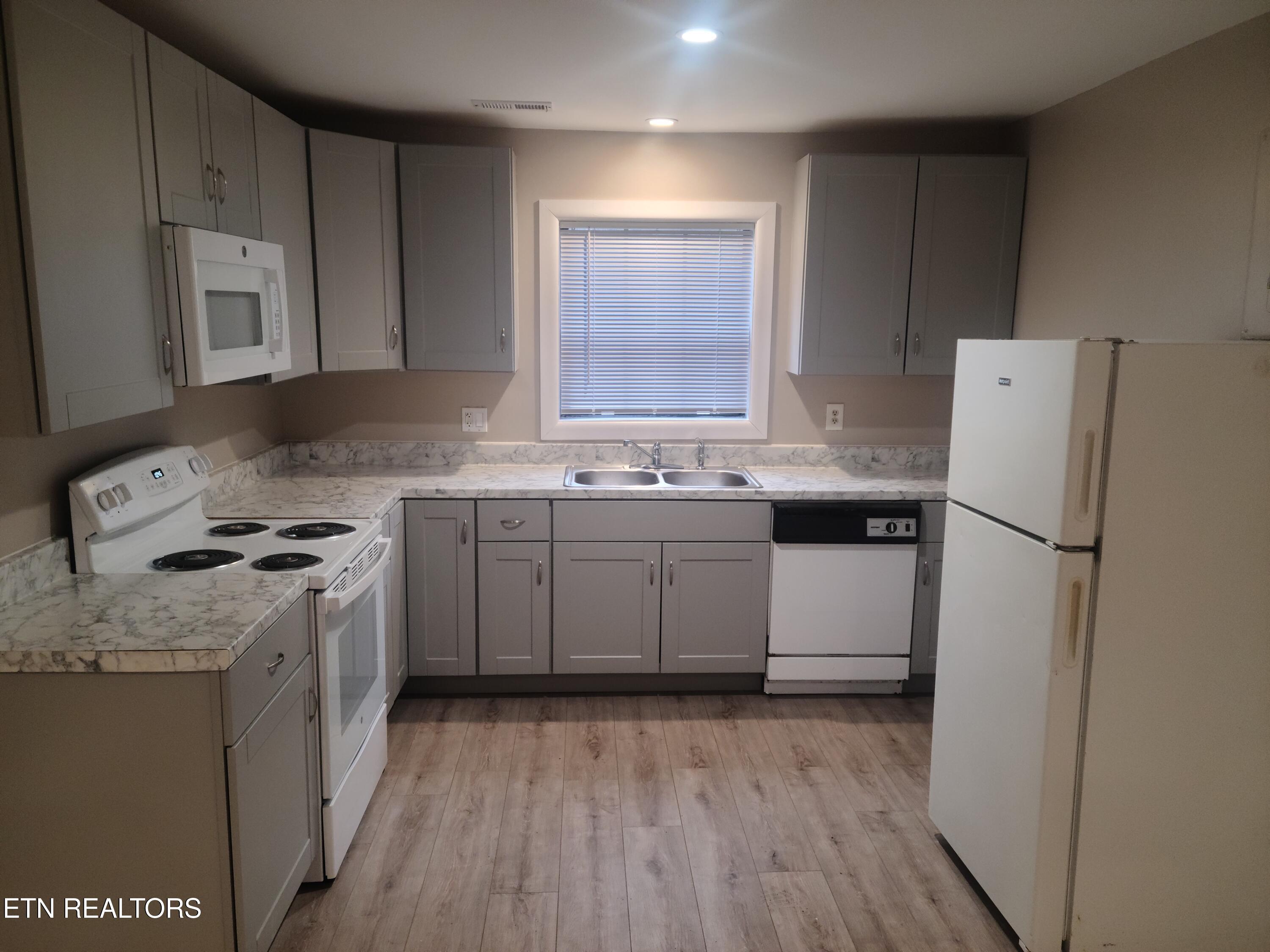 101-103 Walsh Lane Oak Ridge TN 37830