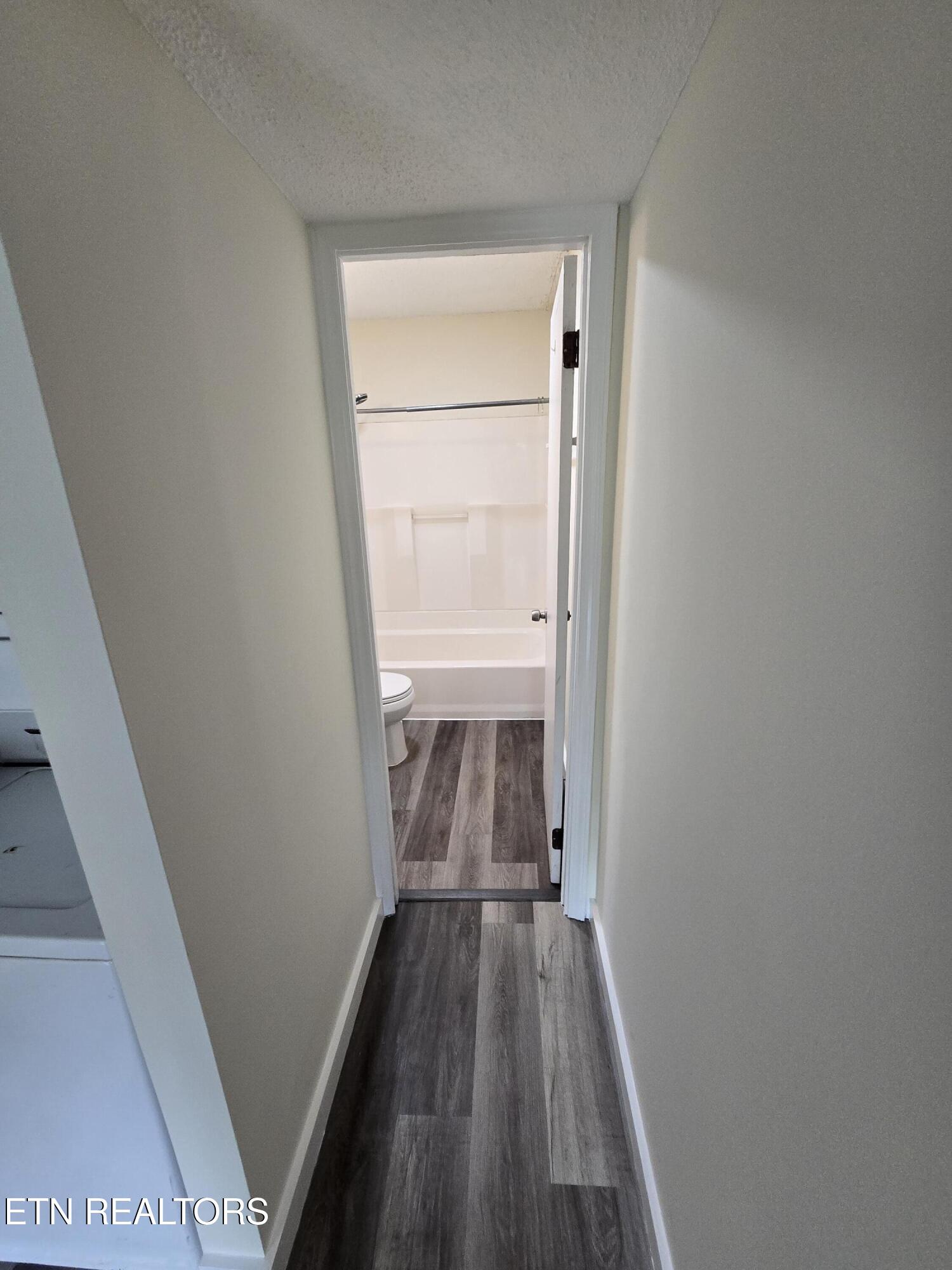 101-103 Walsh Lane Oak Ridge TN 37830