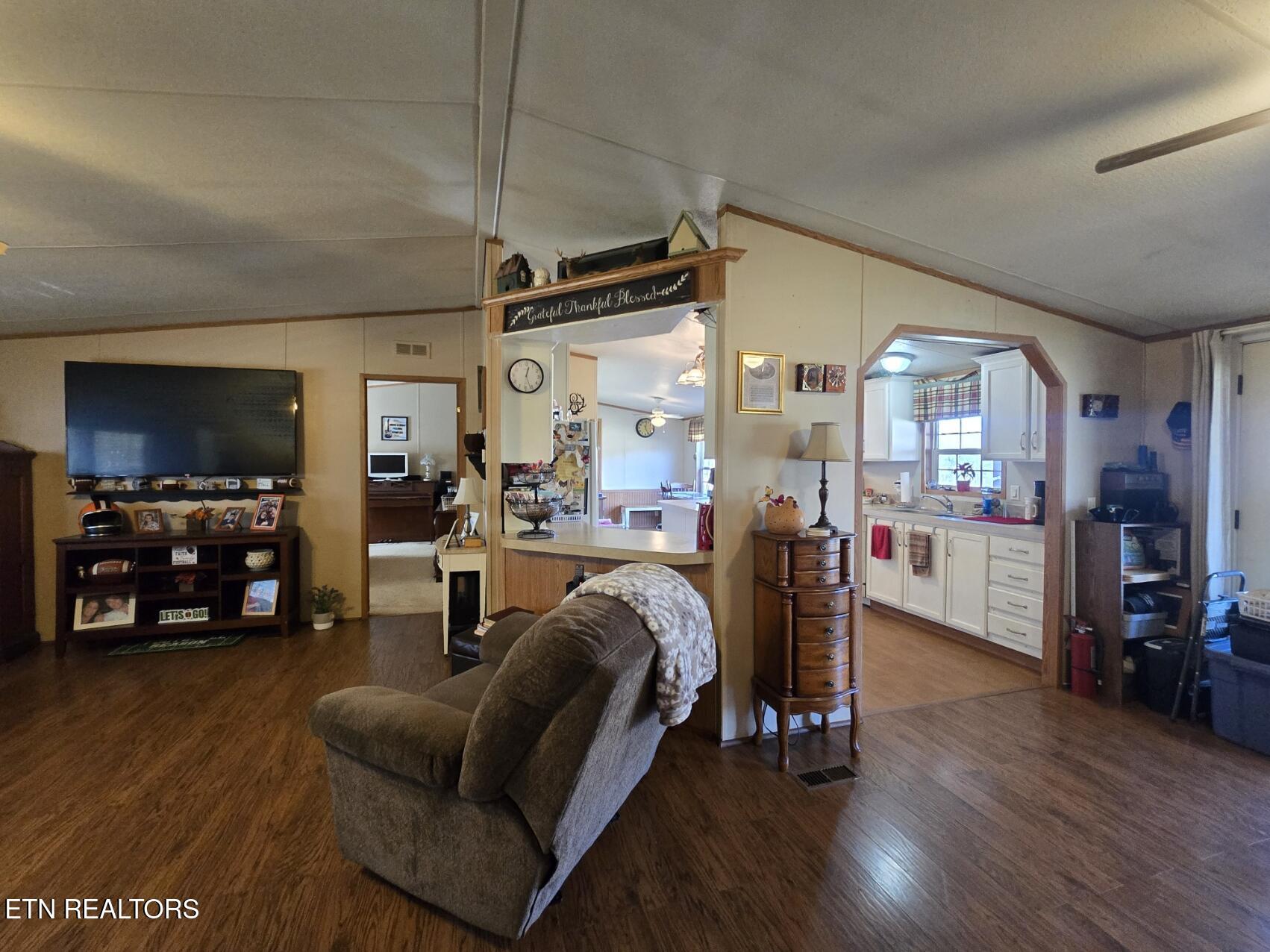 8275 Brimstone Road Robbins TN 37852