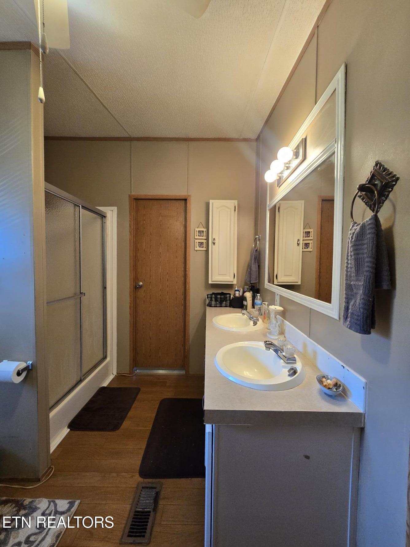 8275 Brimstone Road Robbins TN 37852