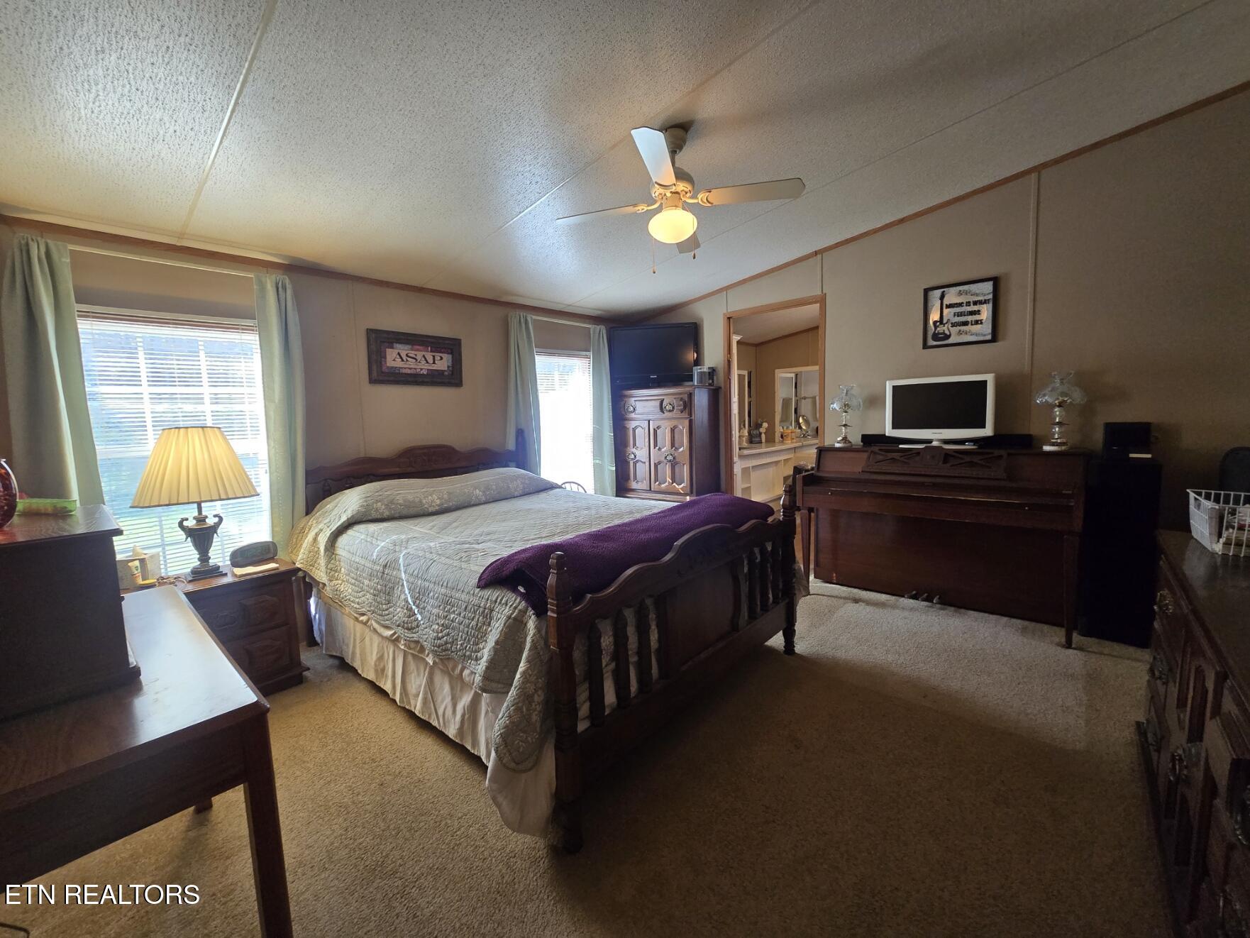 8275 Brimstone Road Robbins TN 37852
