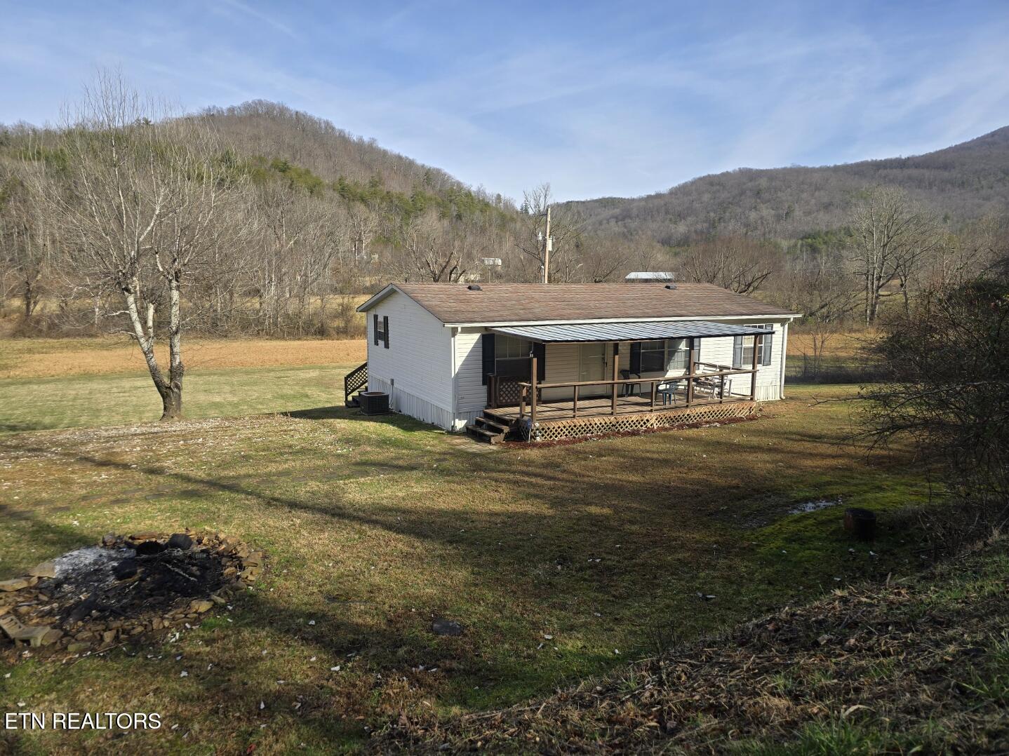 8275 Brimstone Road Robbins TN 37852
