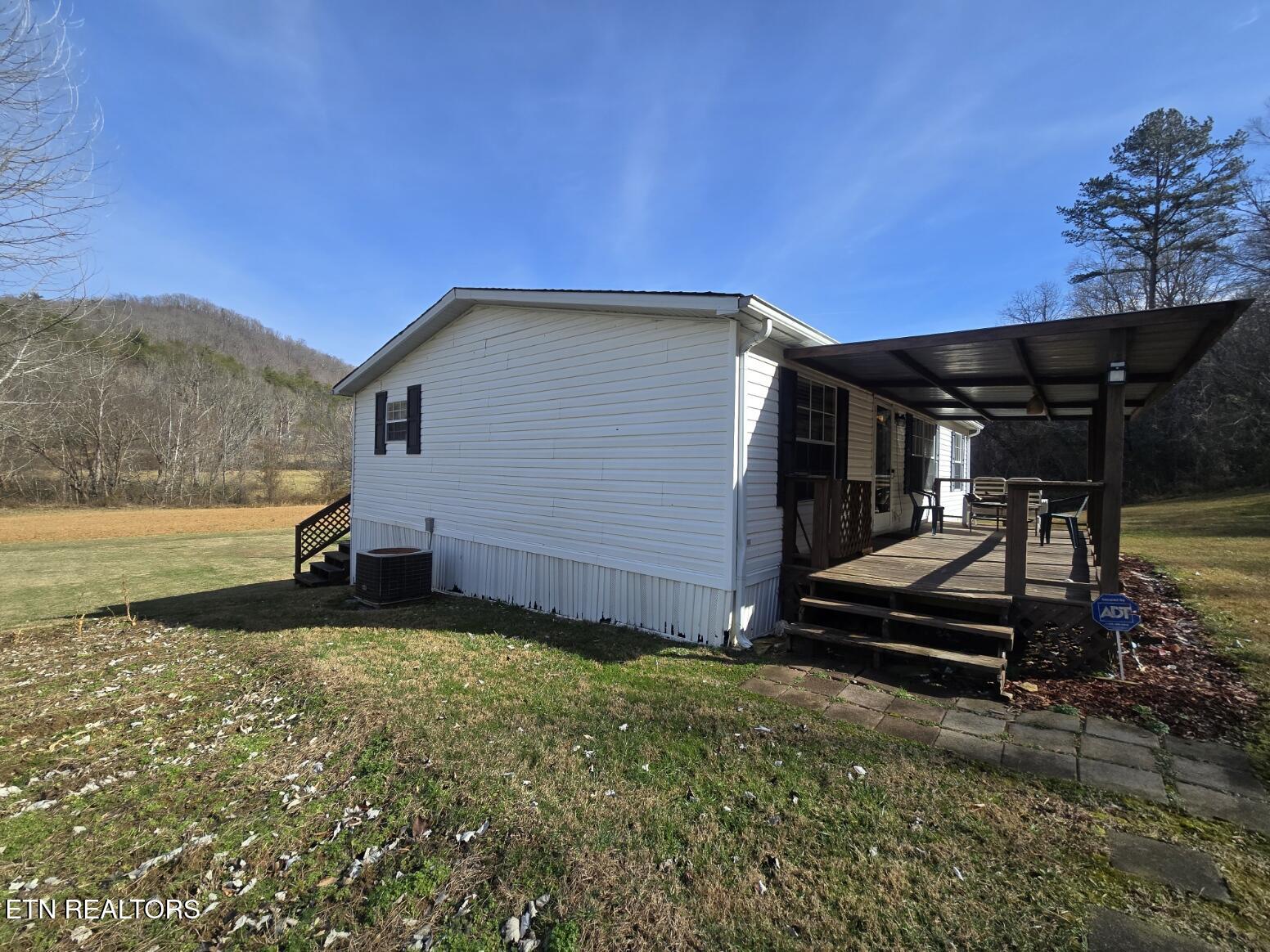 8275 Brimstone Road Robbins TN 37852