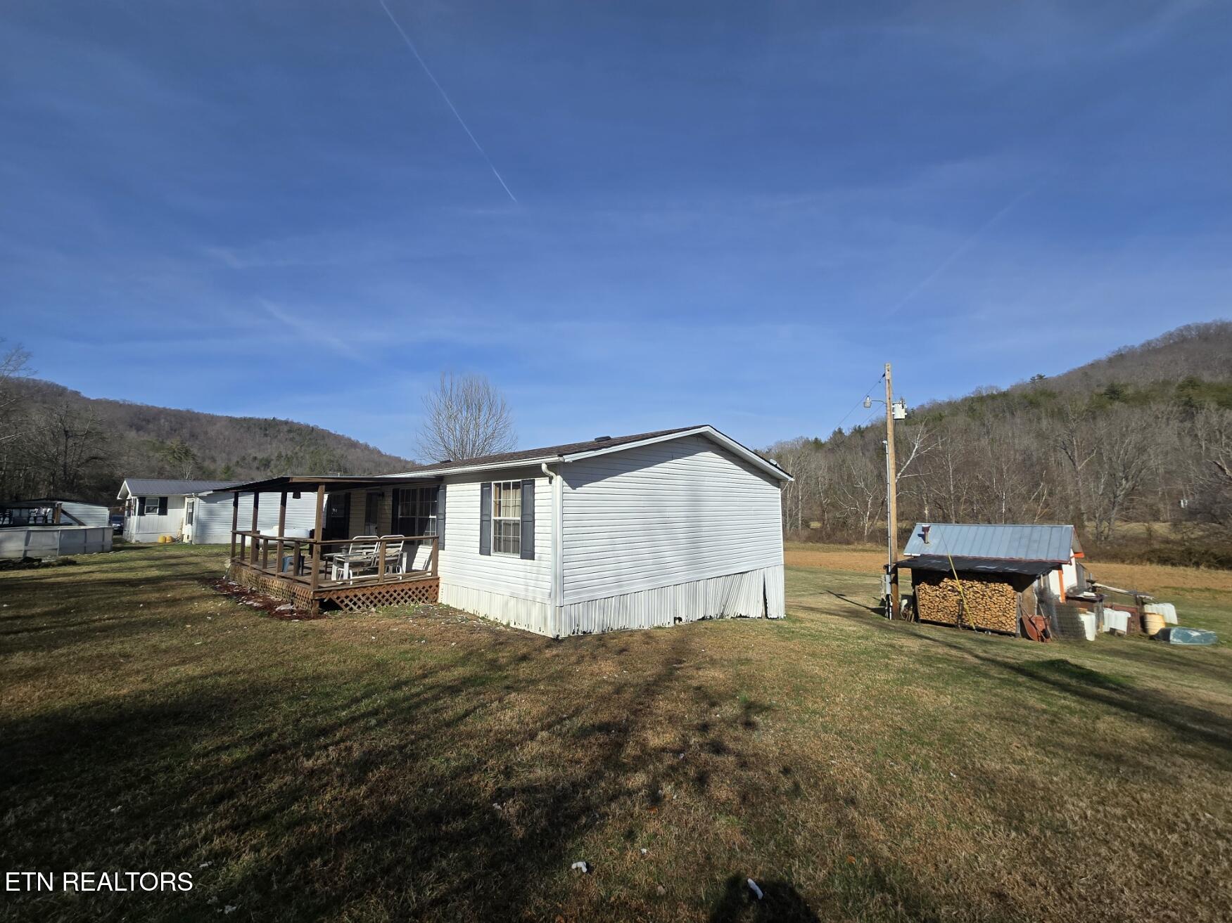8275 Brimstone Road Robbins TN 37852