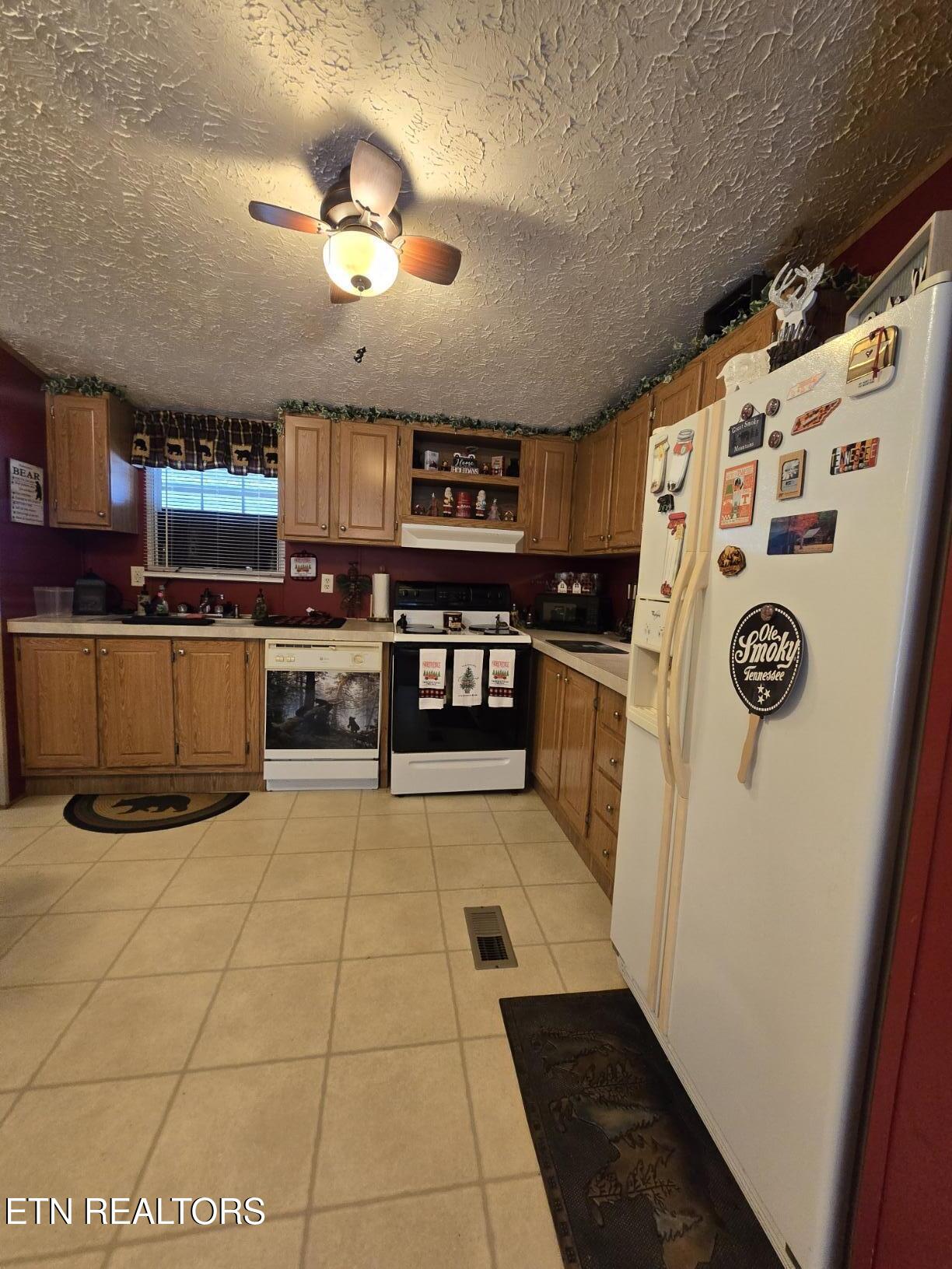 8275 Brimstone Road Robbins TN 37852