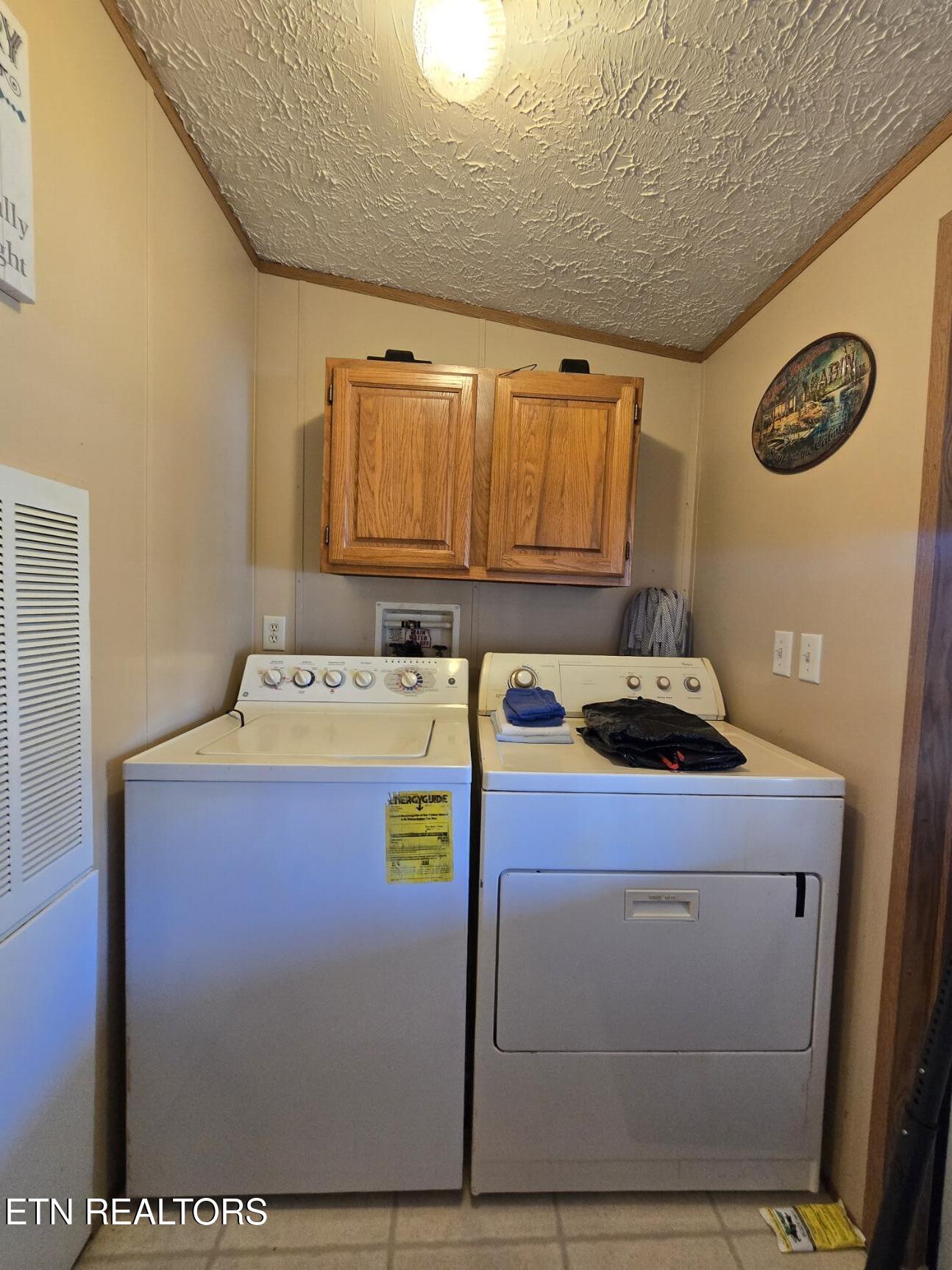 8275 Brimstone Road Robbins TN 37852