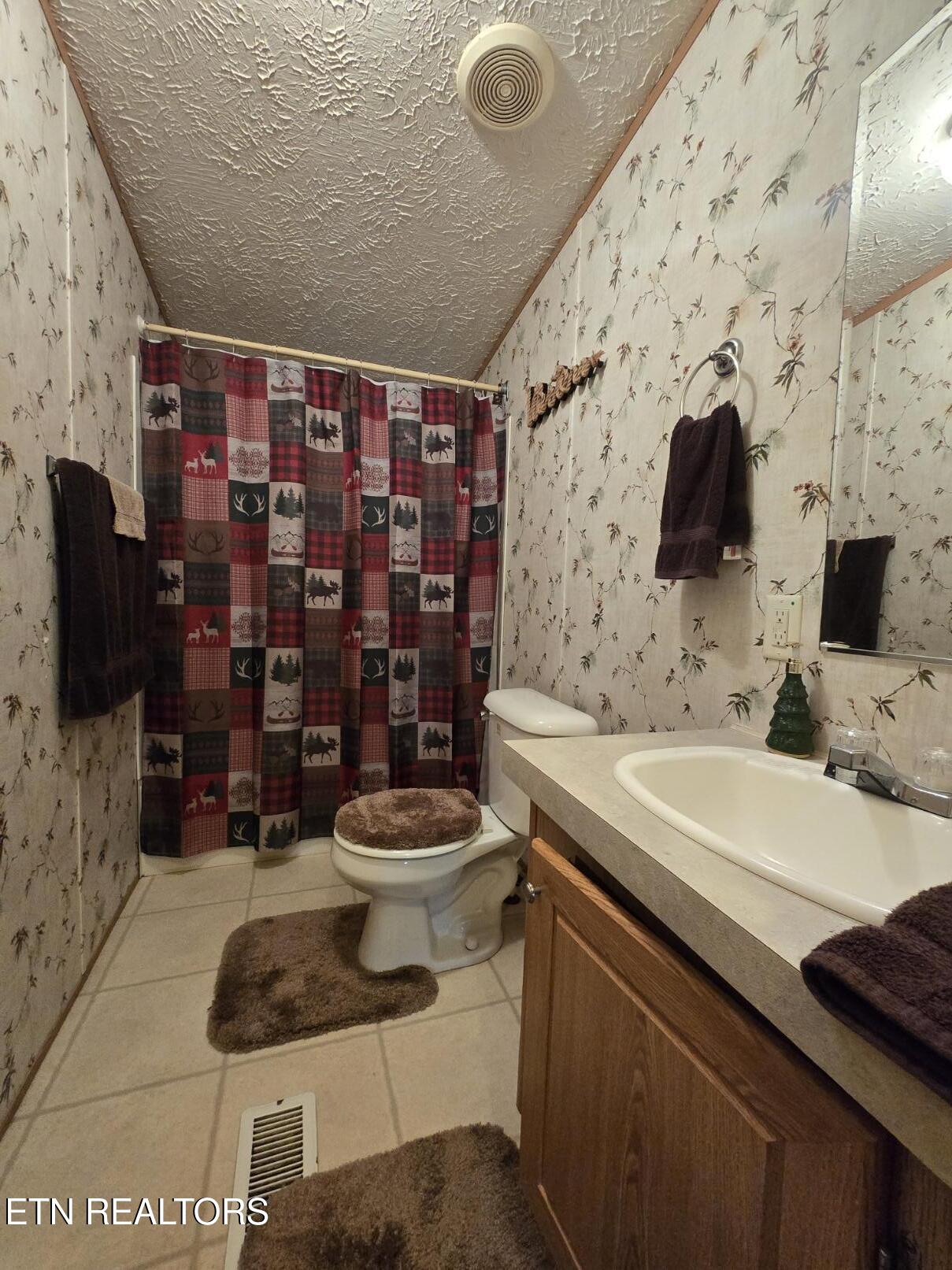 8275 Brimstone Road Robbins TN 37852